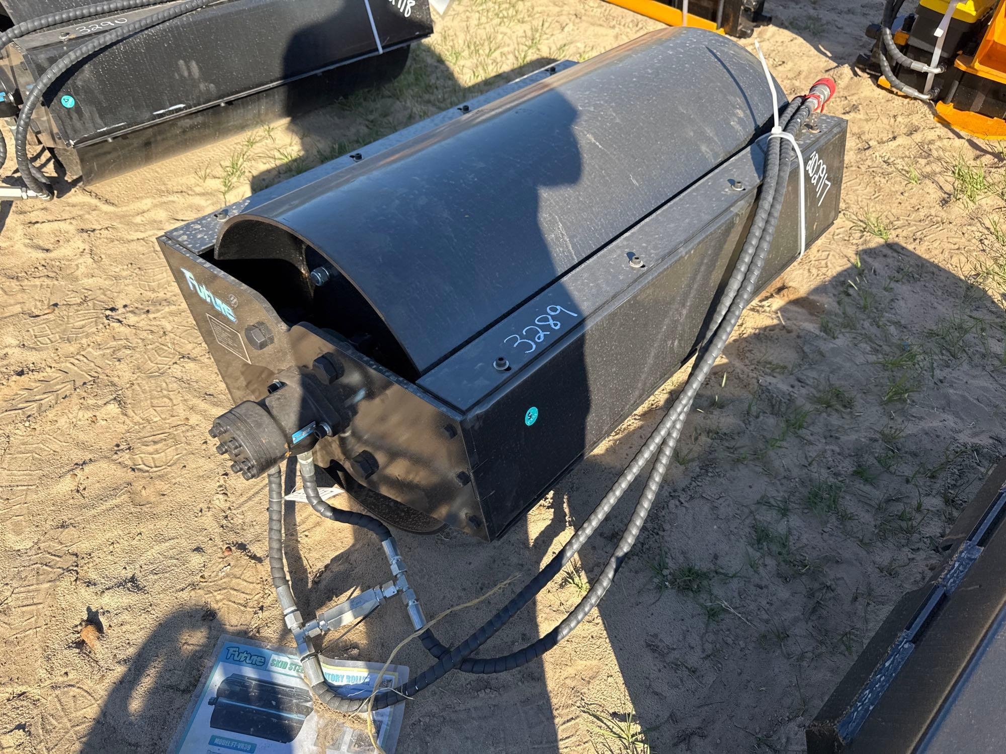 UNUSED FUTURE VR39 39" HYD VIBRATORY ROLLER (A57193)