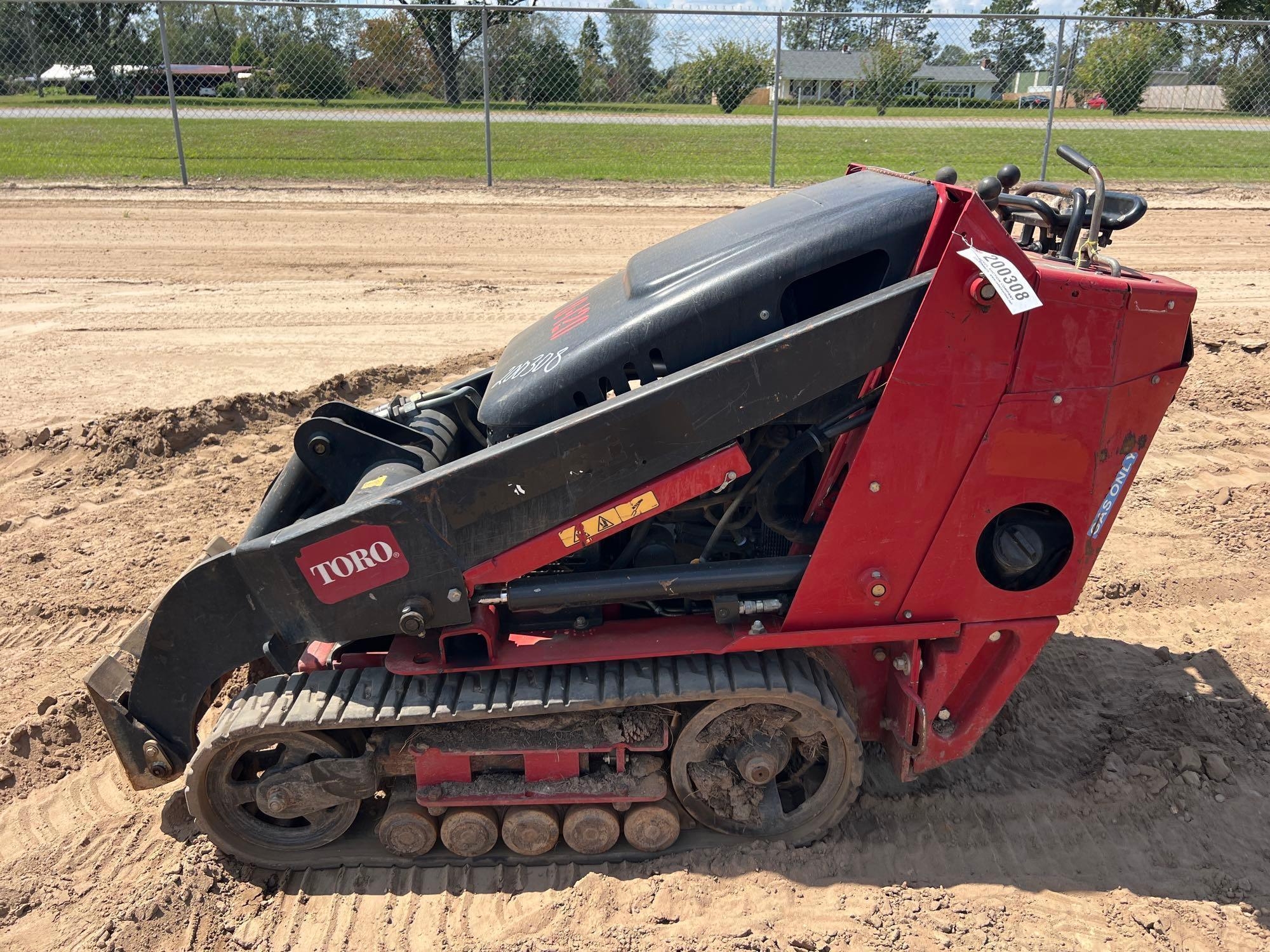 TORO DINGO WALK BEHIND SKID STEER (A51246)