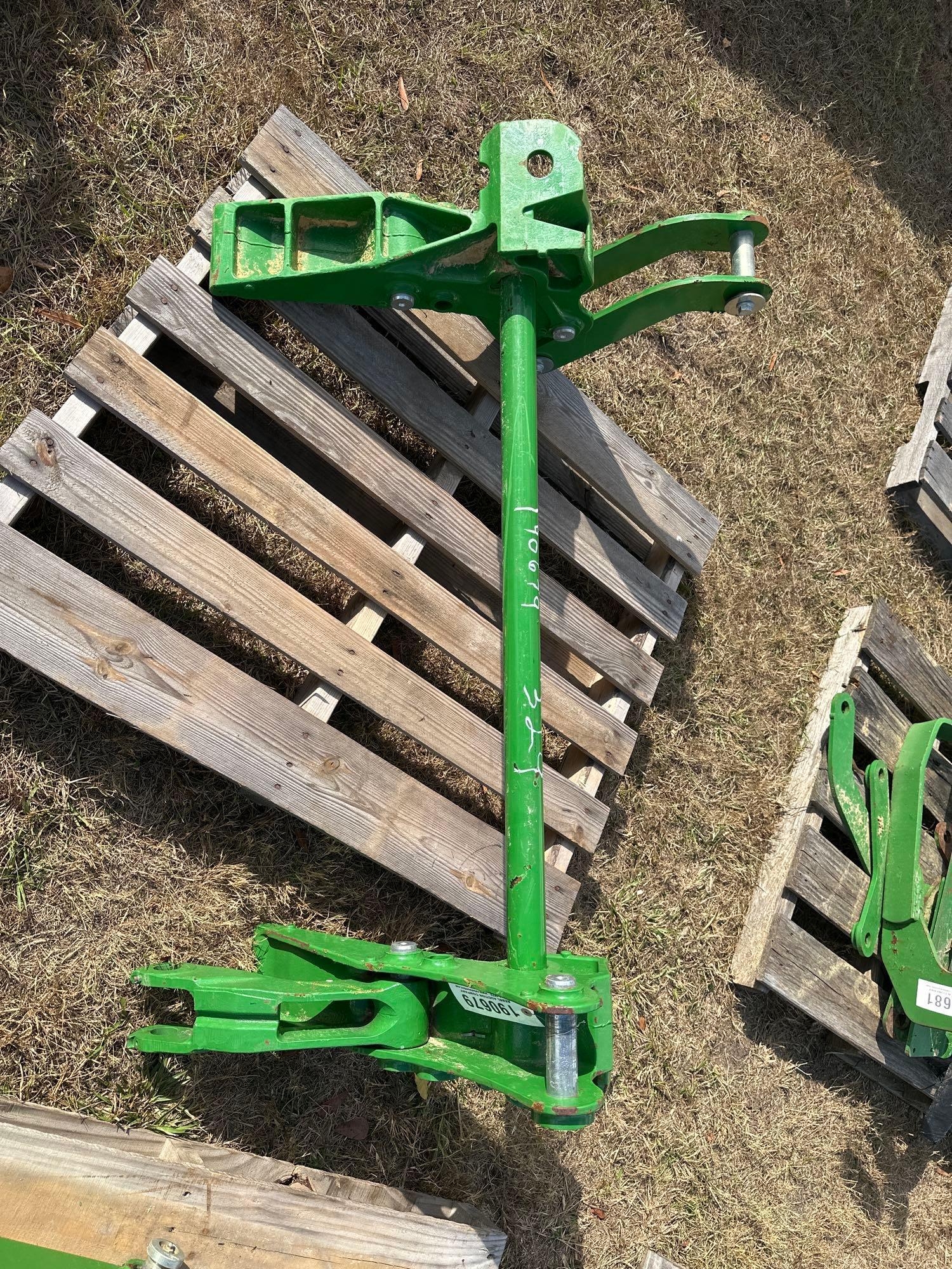 JOHN DEERE LOADER LINKAGE (A52708)