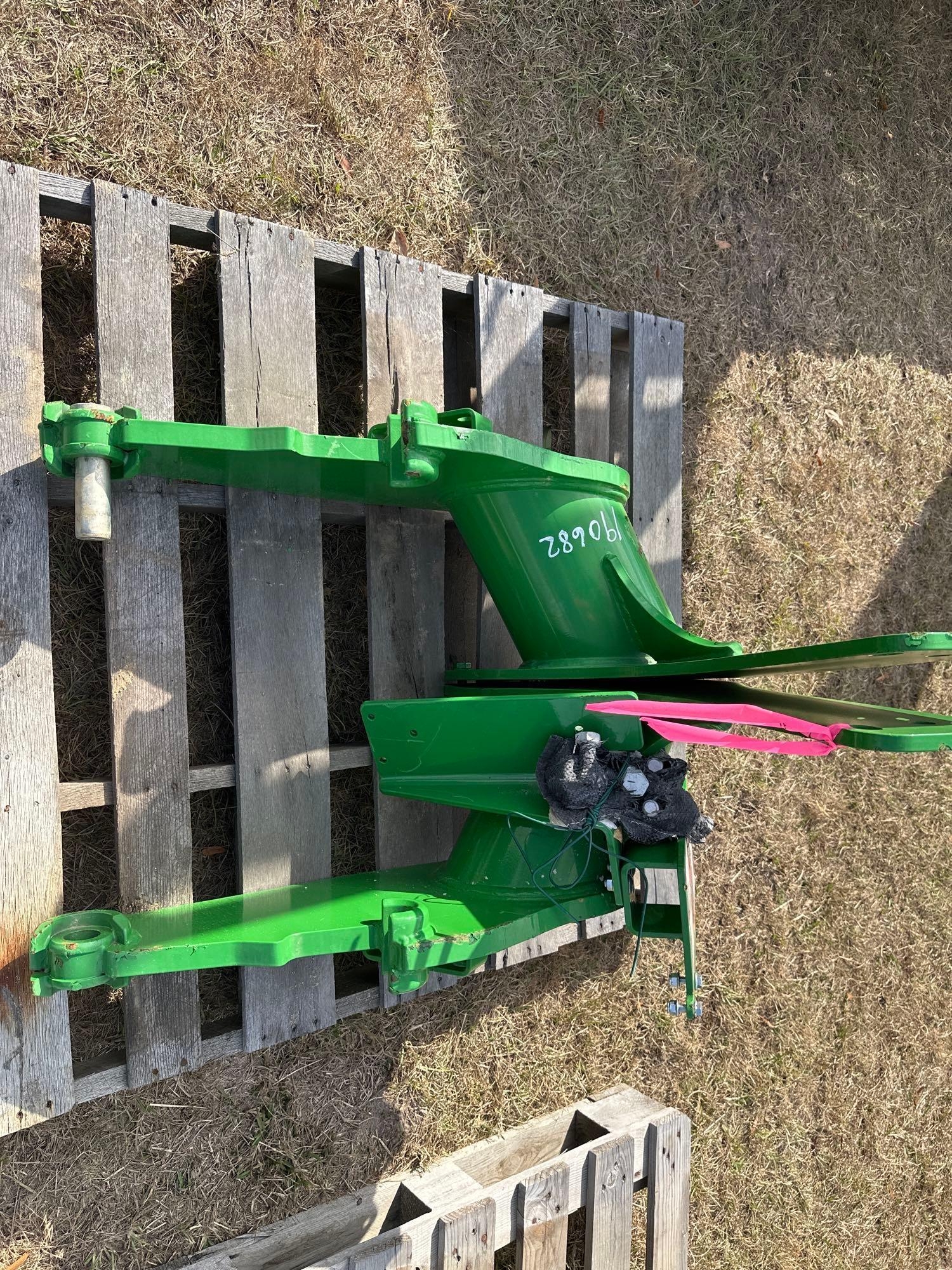 JOHN DEERE LOADER BRACKETS FOR 5000 SERIES TRACTOR (A52708)