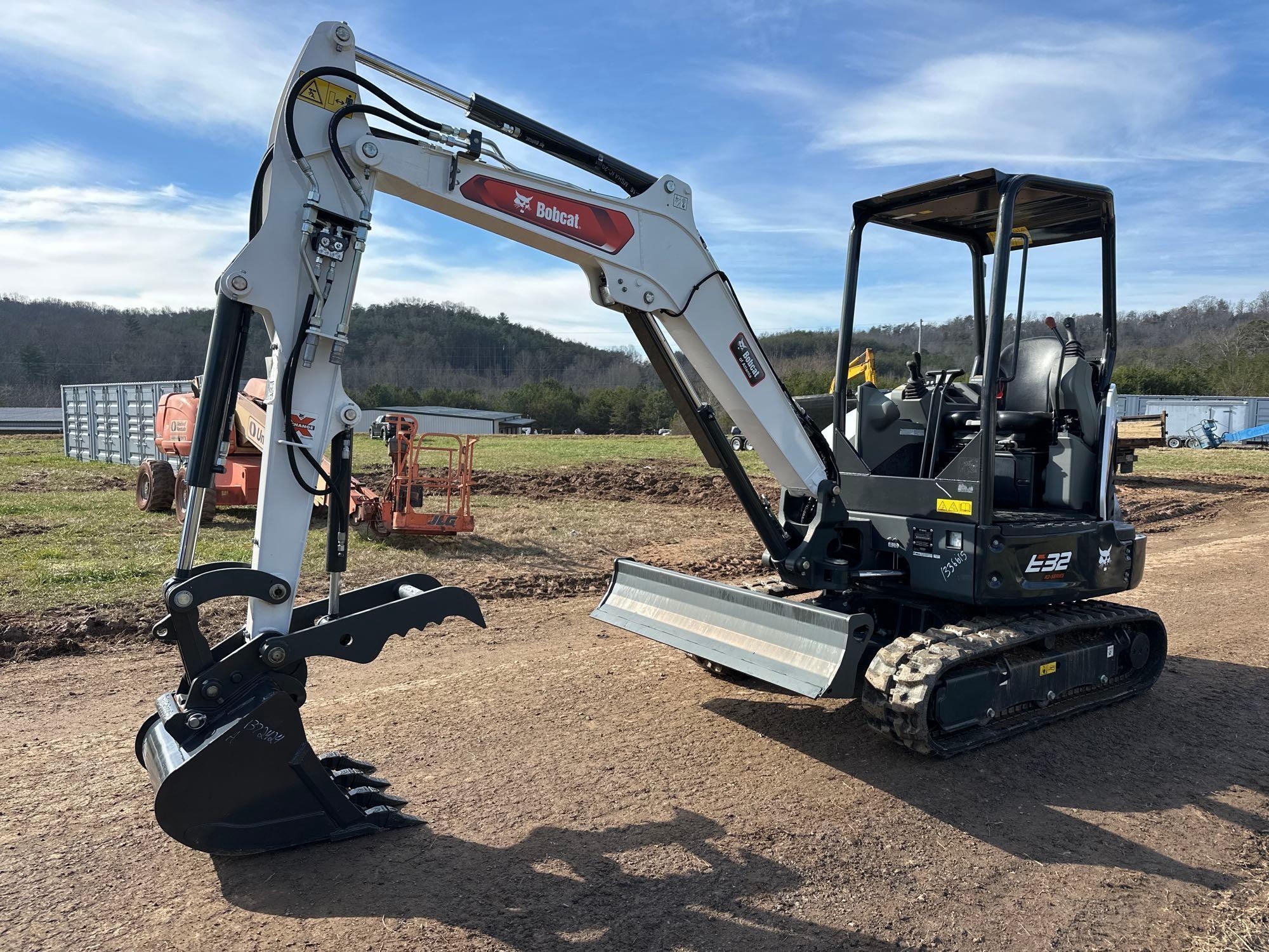 2023 Bobcat E32i Mini Excavator (A57453)