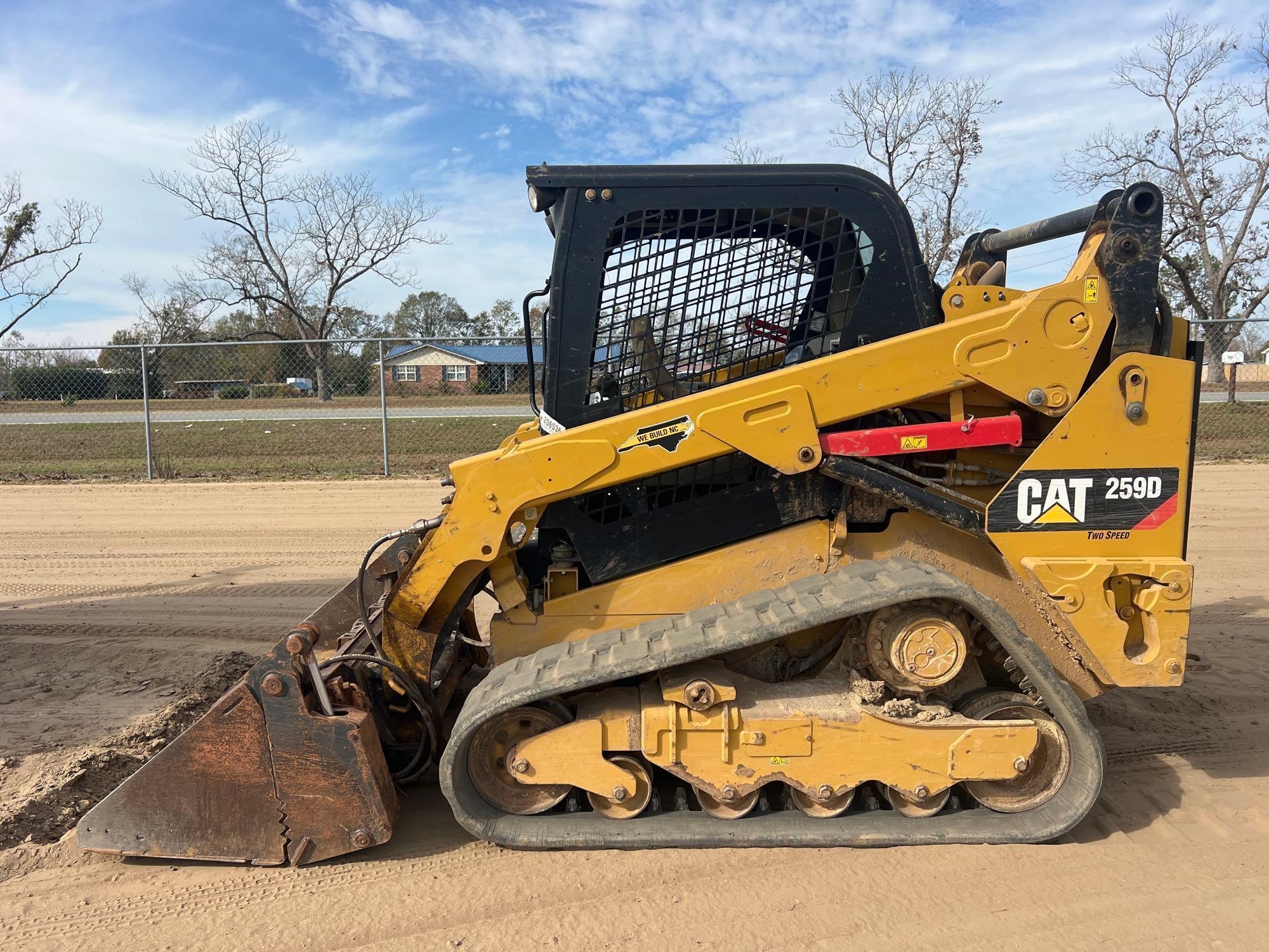 2019 CATERPILLAR 259D SKID STEER (A52709)