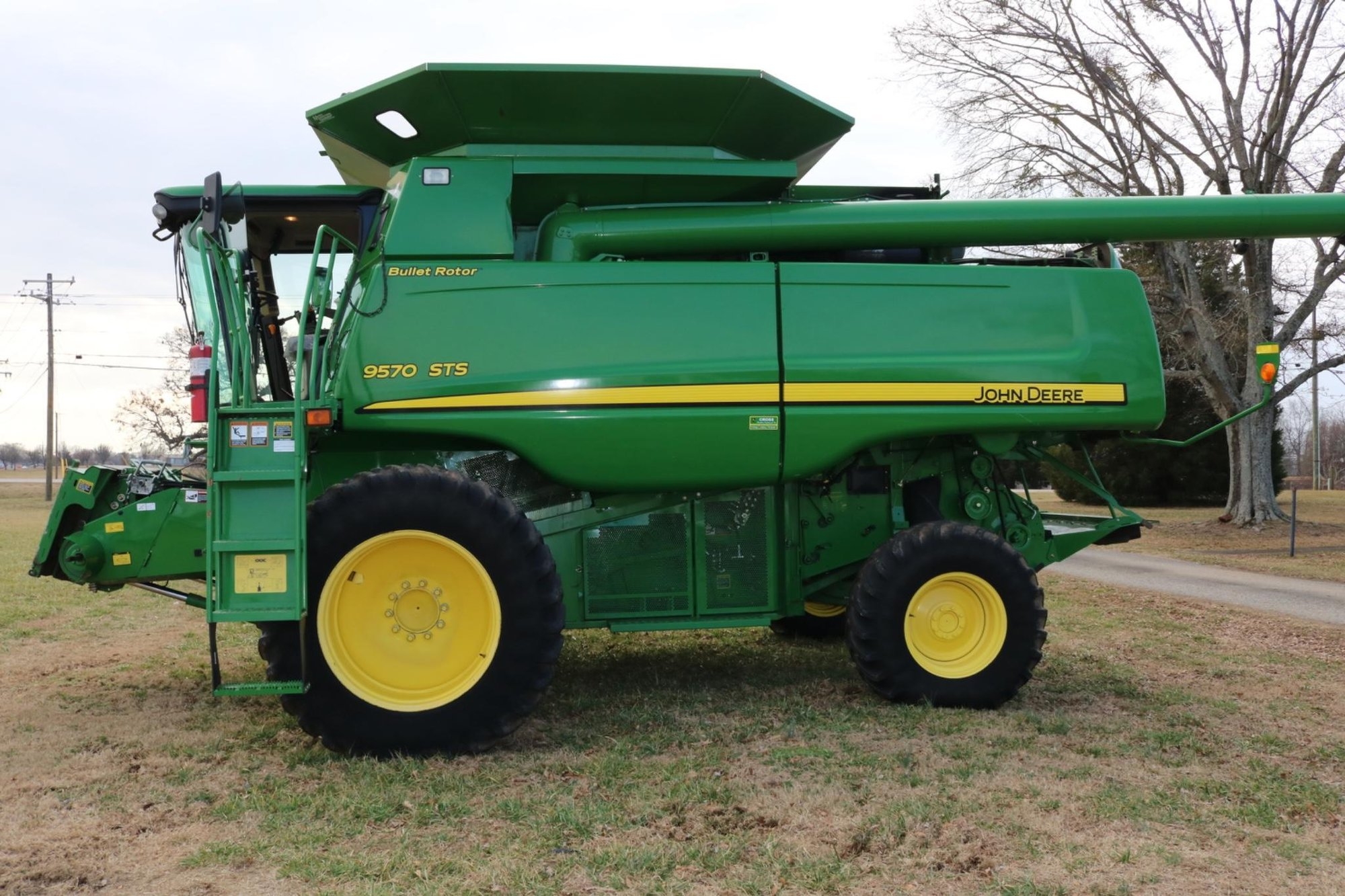 2008 John Deere 9570 STS Combine  Front Duals  Premium Cab  1,704 Sep Hours  Clean & Field-Ready (A48561)