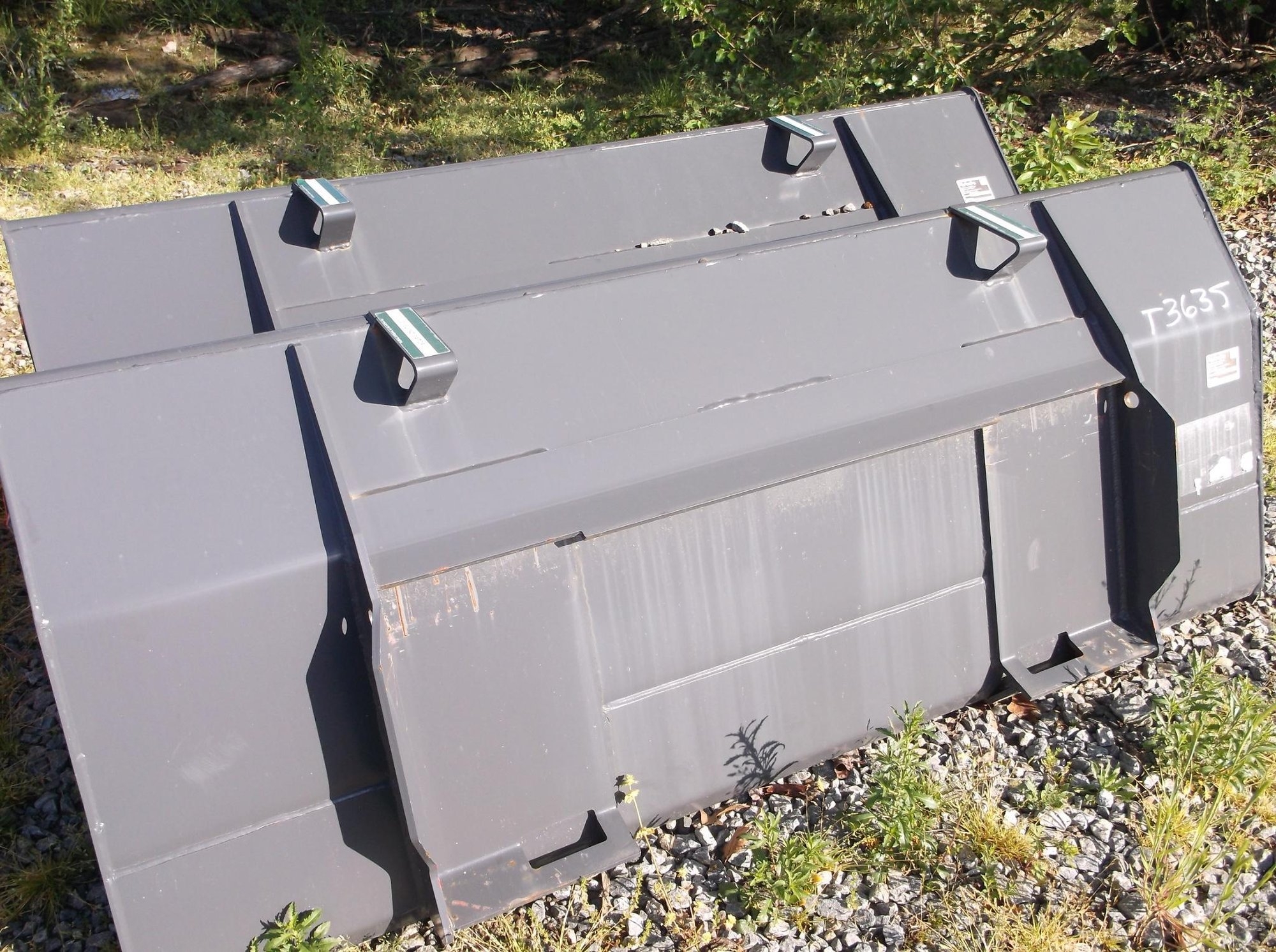 72In FEL HD Round Back Bucket (A51039)