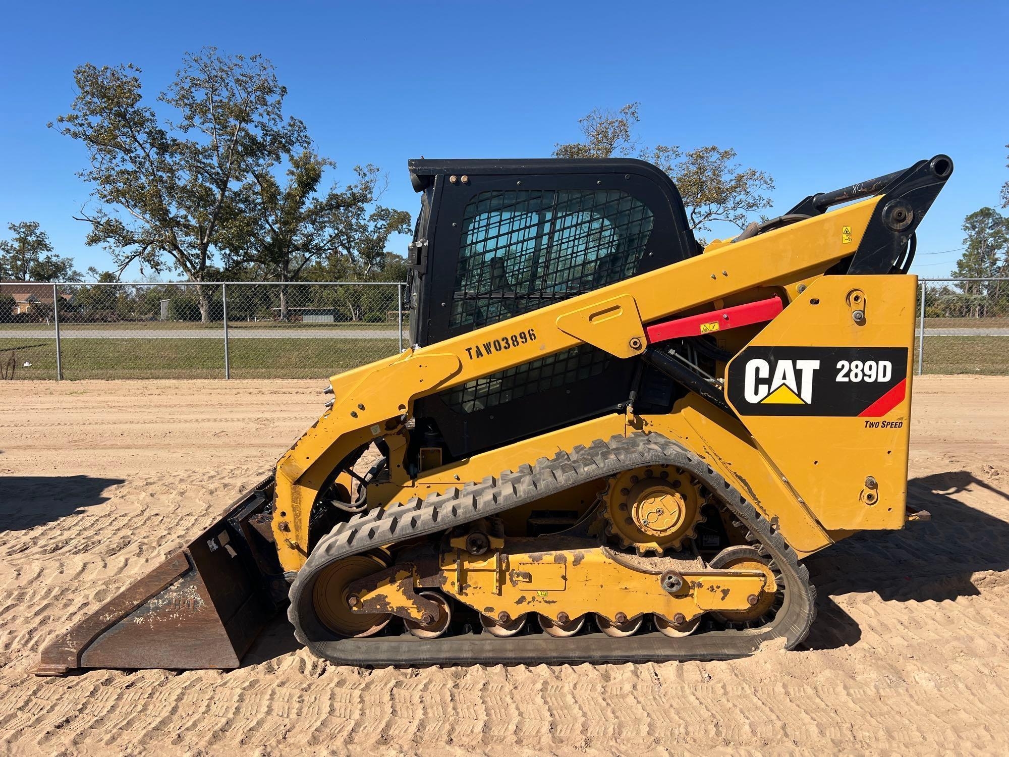 2015 CATERPILLAR 289D SKID STEER (A52707)