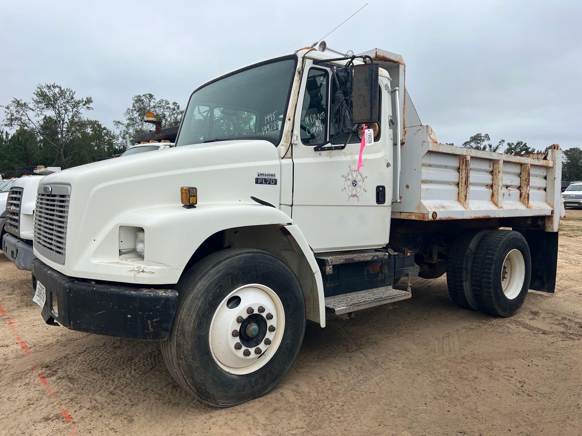 (INOP) 1998 FREIGHTLINER FL70 DUMP TRUCK (A51406)