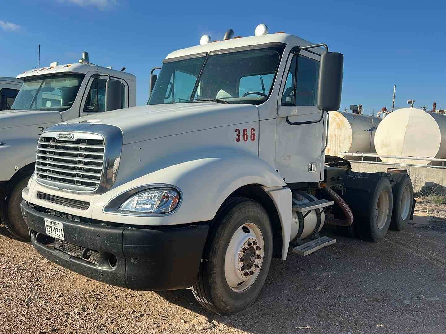 2007 FREIGHTLINER COLUMBIA 120 (A55745)