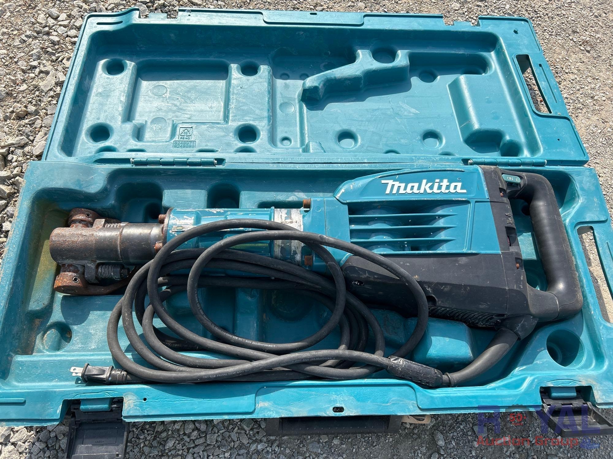 2017 Makita HM1307CB 35lb Demolition Hammer (A52377)