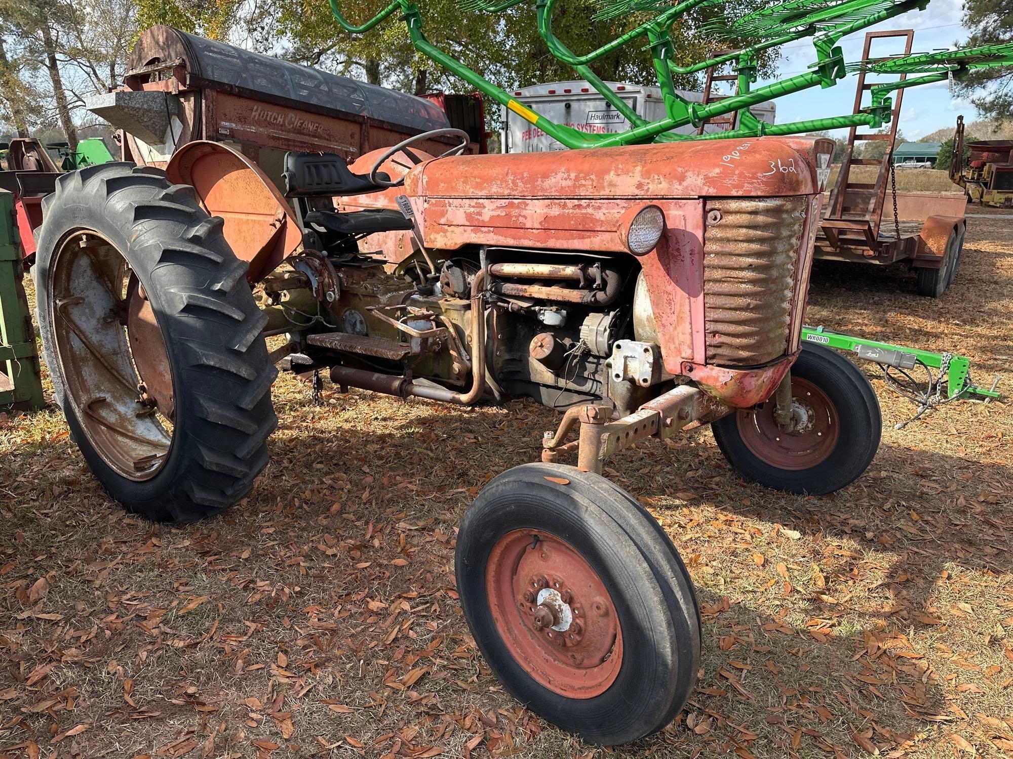 MASSEY FERGUSON 50 TRACTOR (A52708)