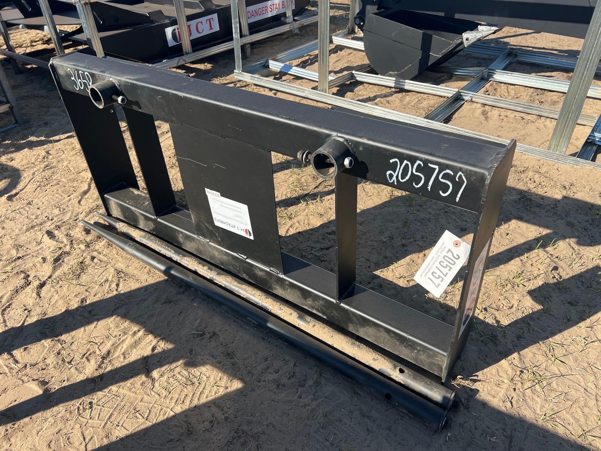 UNUSED JCT 2 PRONG BALE SPEAR (A57193)