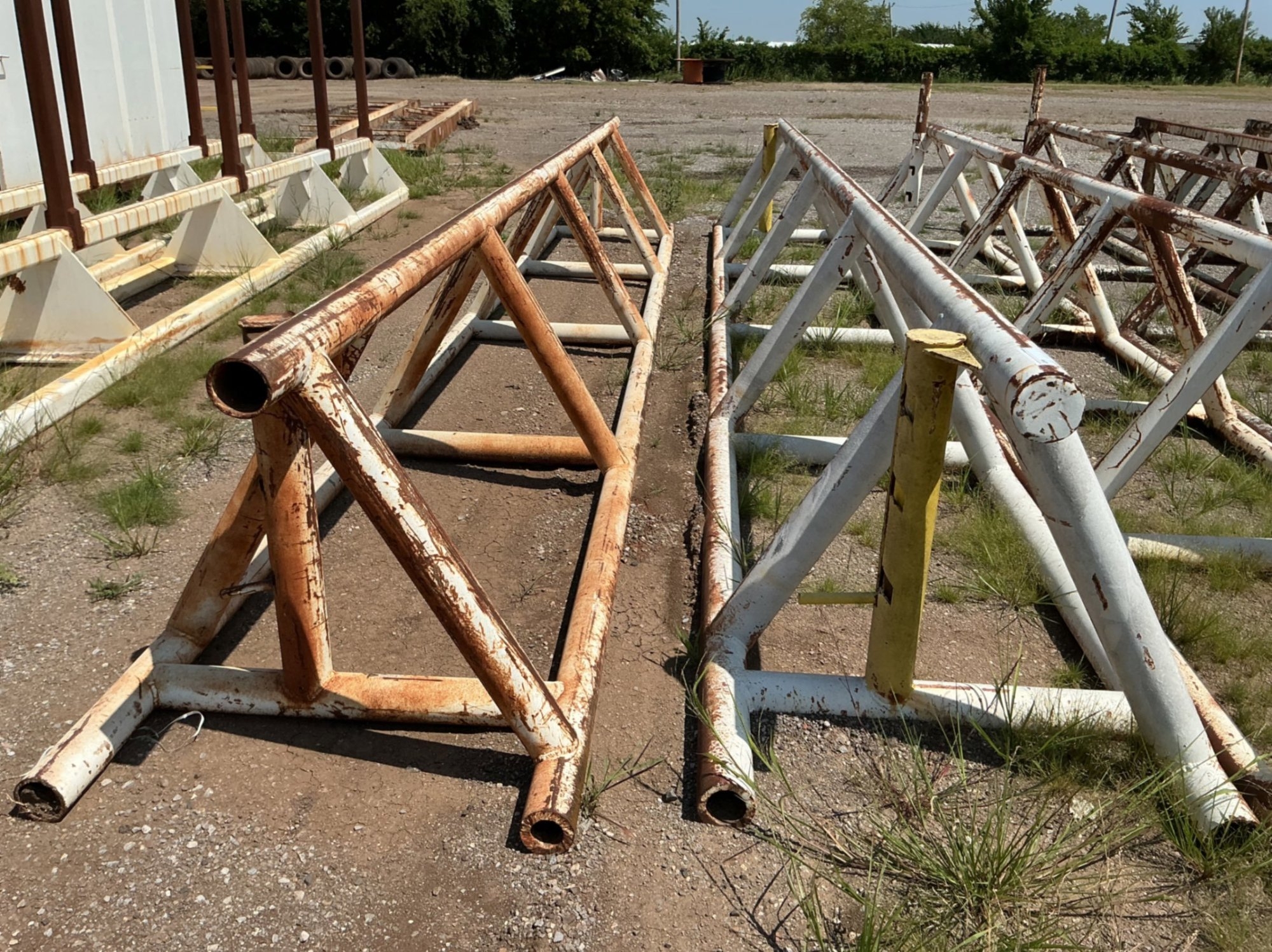 PAIR OF 29 FT PIPE RACKS (A50854)