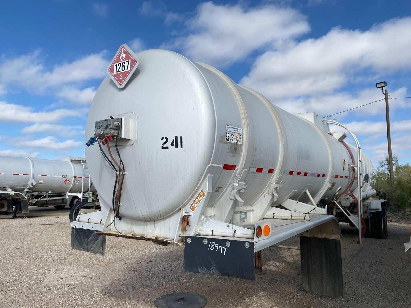 1990 TRAILMASTER CRUDE TRAILER (A58214)