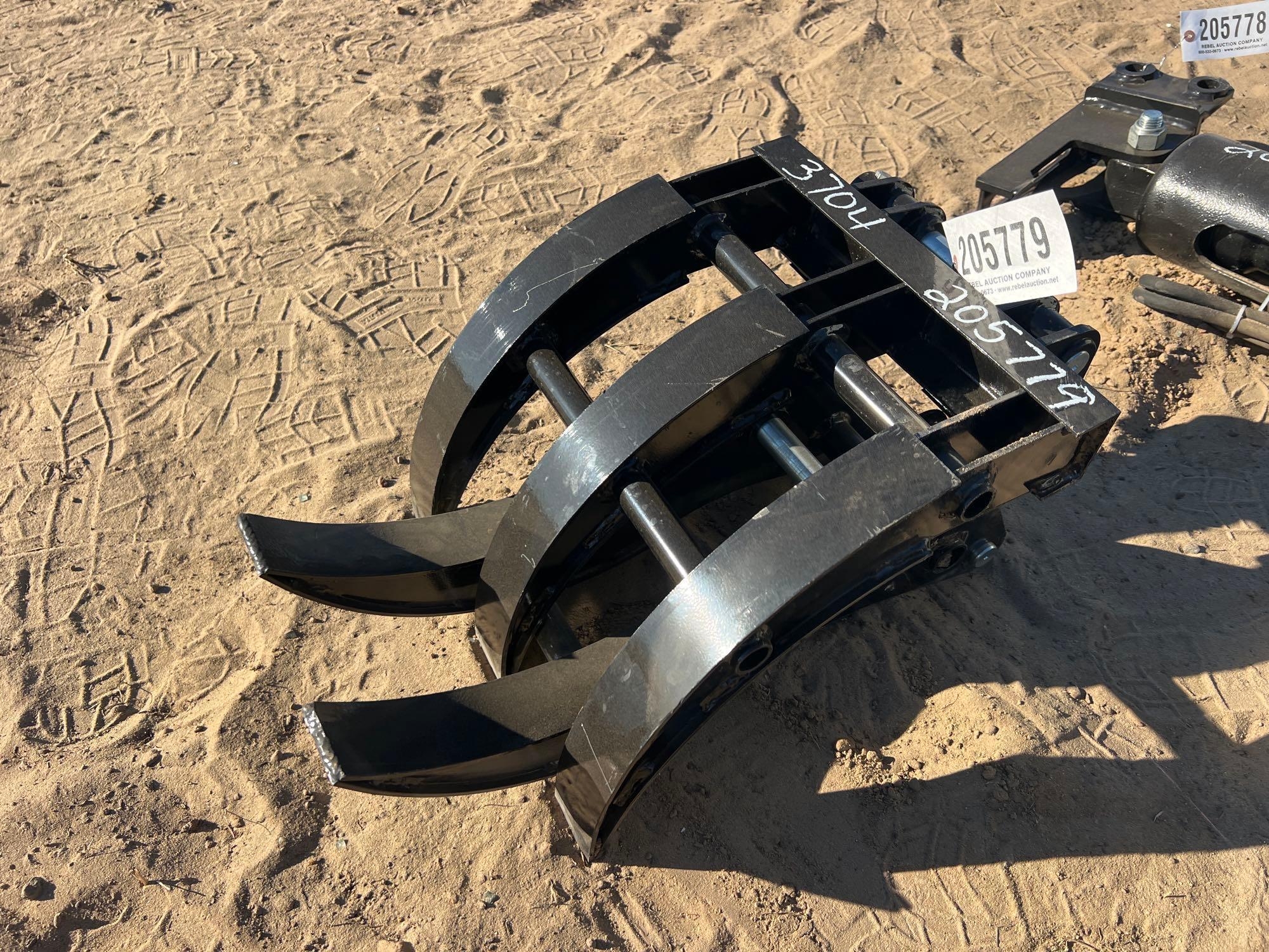 UNUSED FUTURE 13" MINI GRAPPLE (A57193)