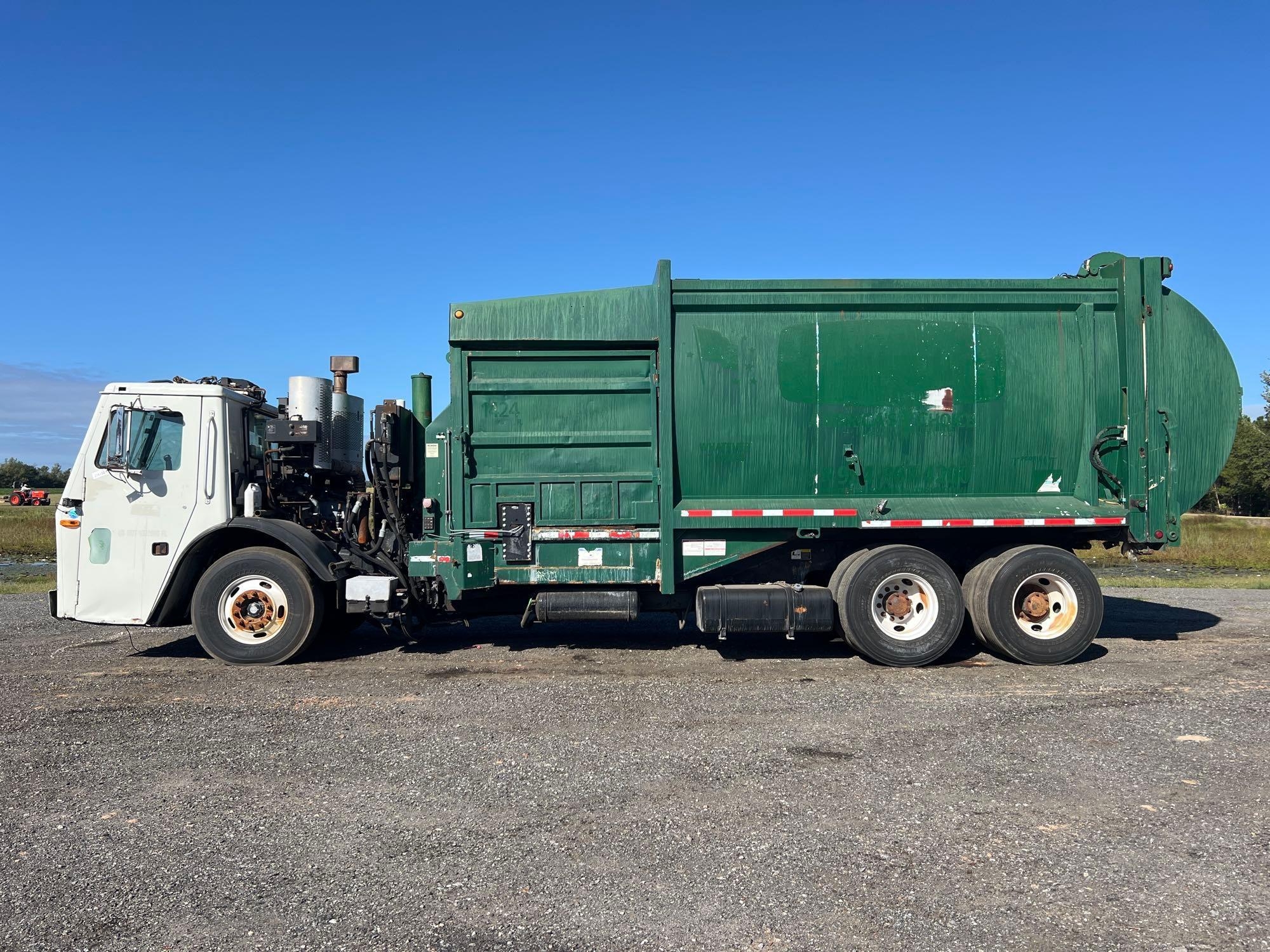2014 MACK ELITE LEU613 GARBAGE TRUCK (A51406)