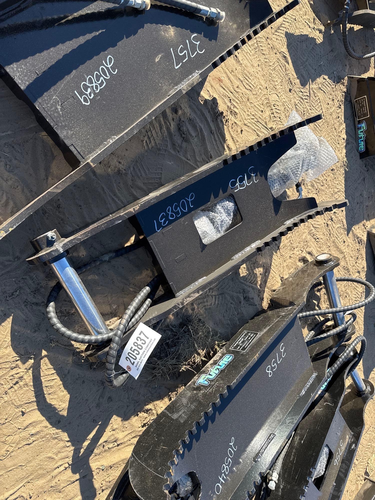 UNUSED FUTURE XJ5T-5T HYD THUMB CLAMP (A57193)