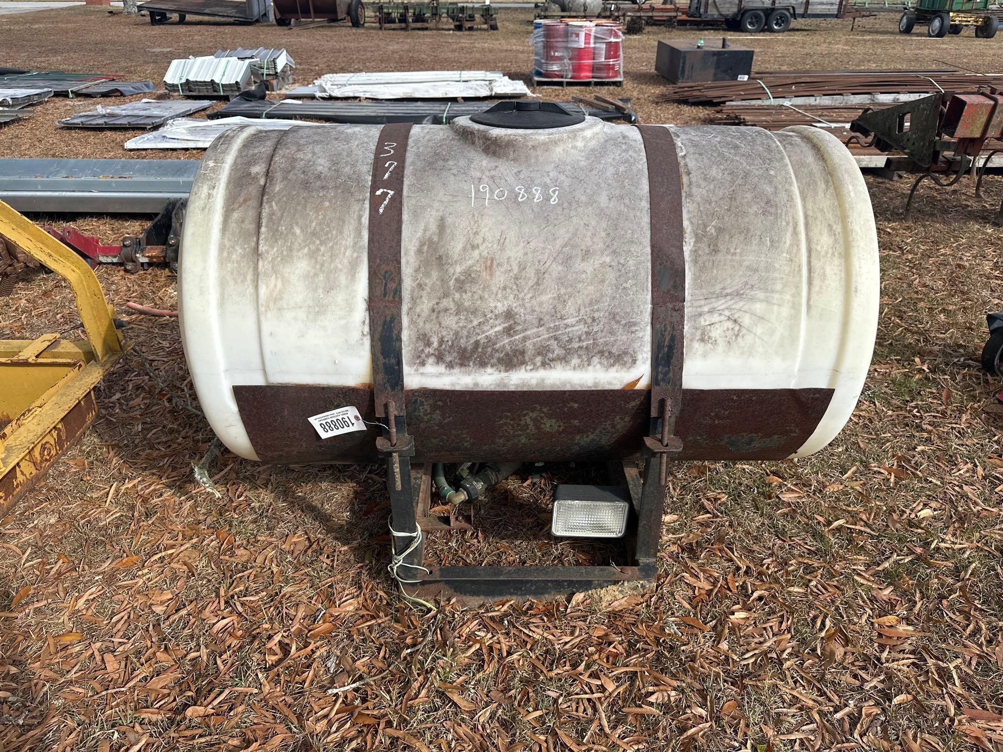 FRONT MOUNT POLY TANK W/ MOUNT (A52708)