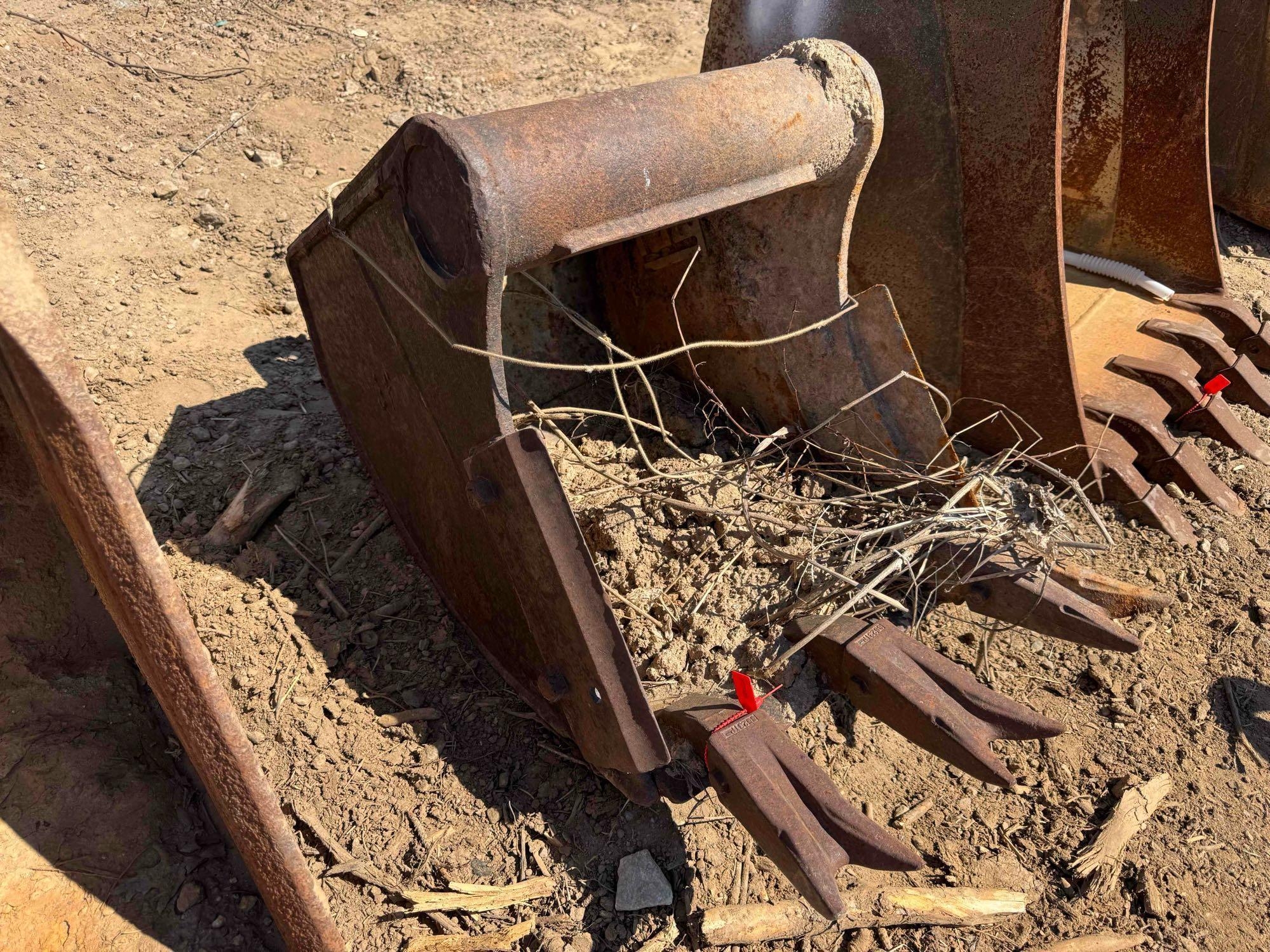 16in Excavator Bucket (A44391)