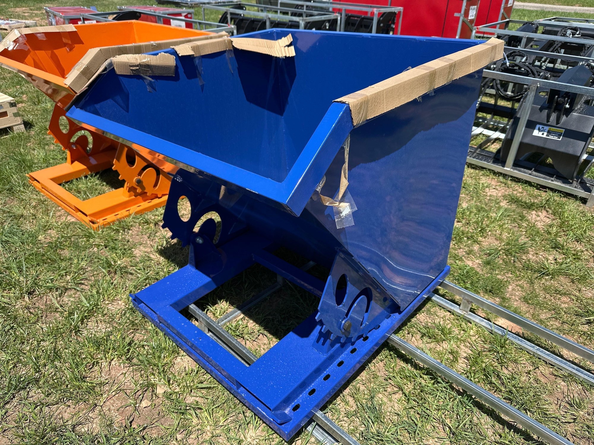 New/Unused Self Dumping Hopper (A44391)