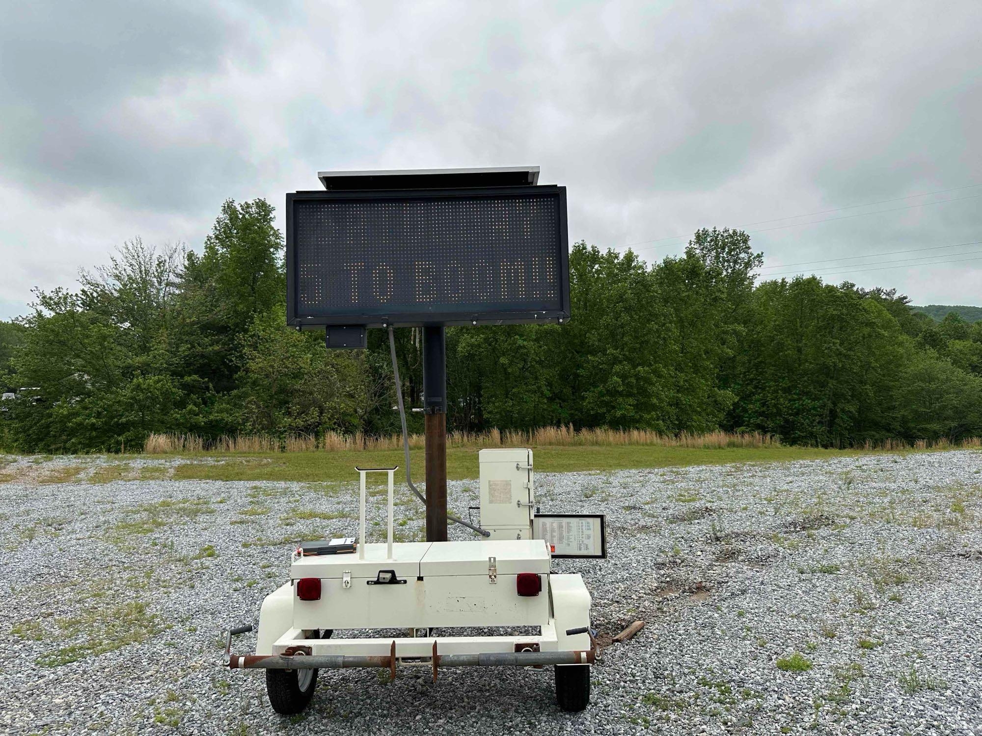 2005 Kustom Signals Trailer, VIN # 1K9BM11165G118005 (A44391)