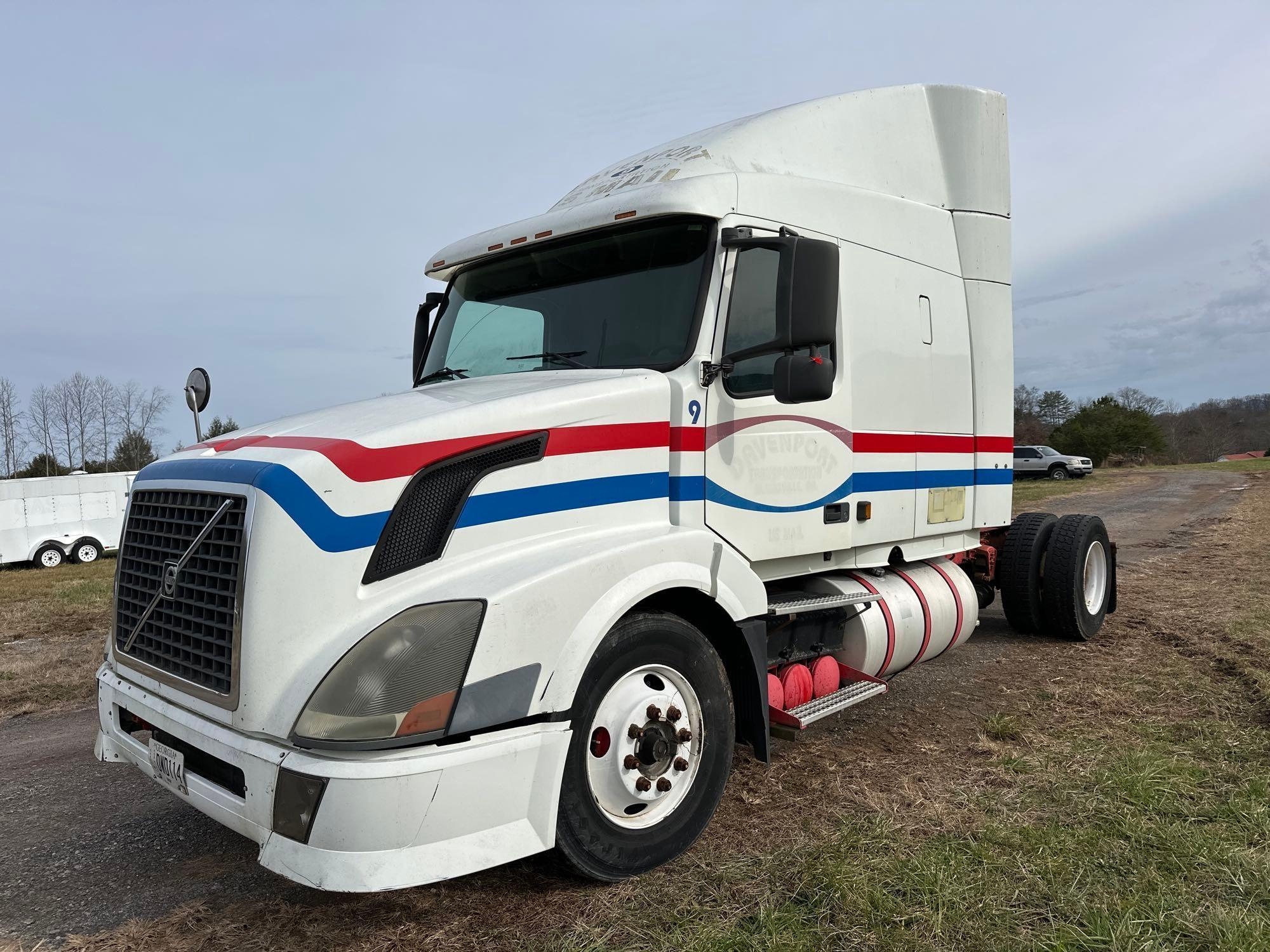 2005 Volvo VNL Truck, VIN # 4V4N19TG25N374995 (A57453)