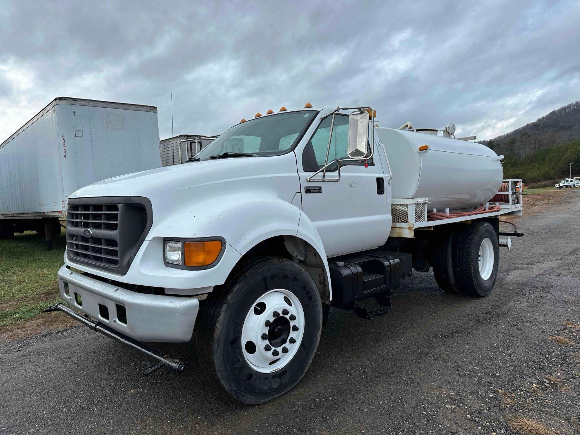 2001 Ford F-650 Water Truck, VIN # 3FDWF655X1MA82619 (A57453)
