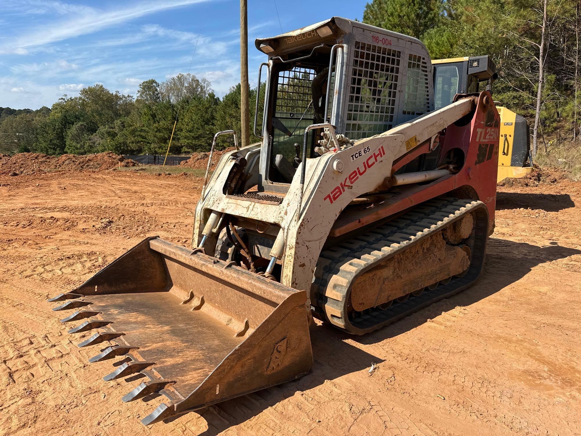 Takeuchi TL250 Skid Steer (A54865)