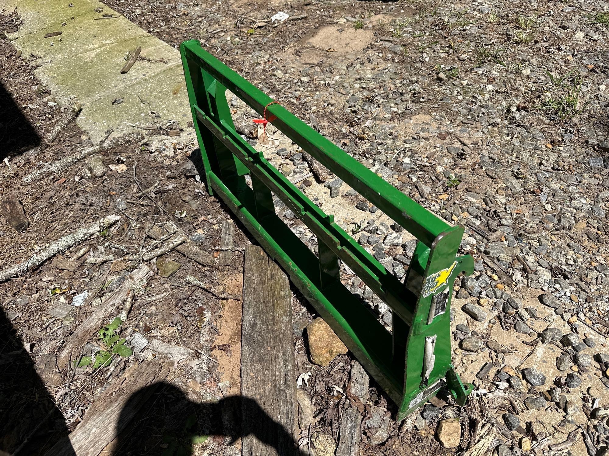 Tractor Pallet Fork Frame (A51573)