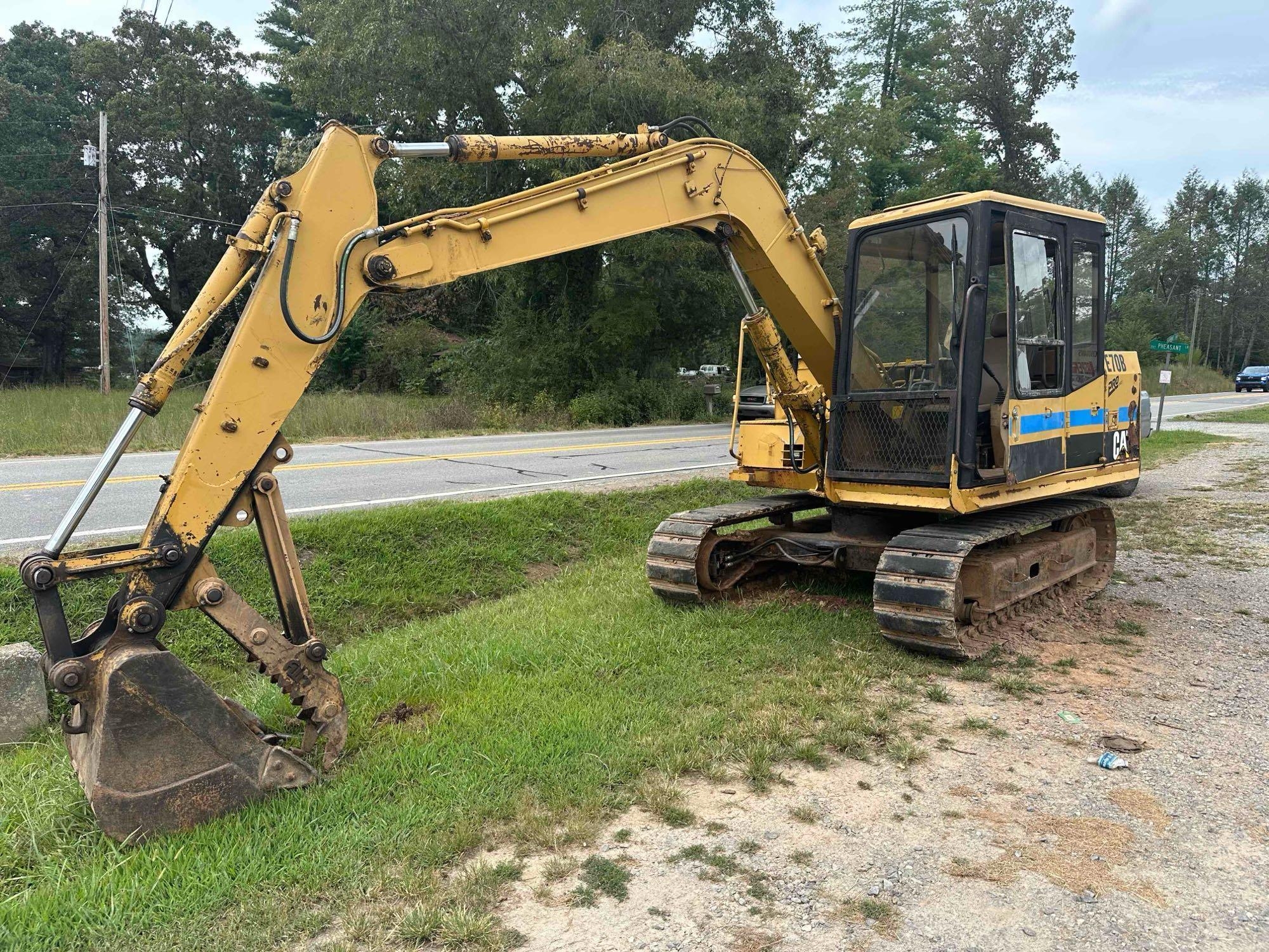 CAT E70B Excavator (A51573)