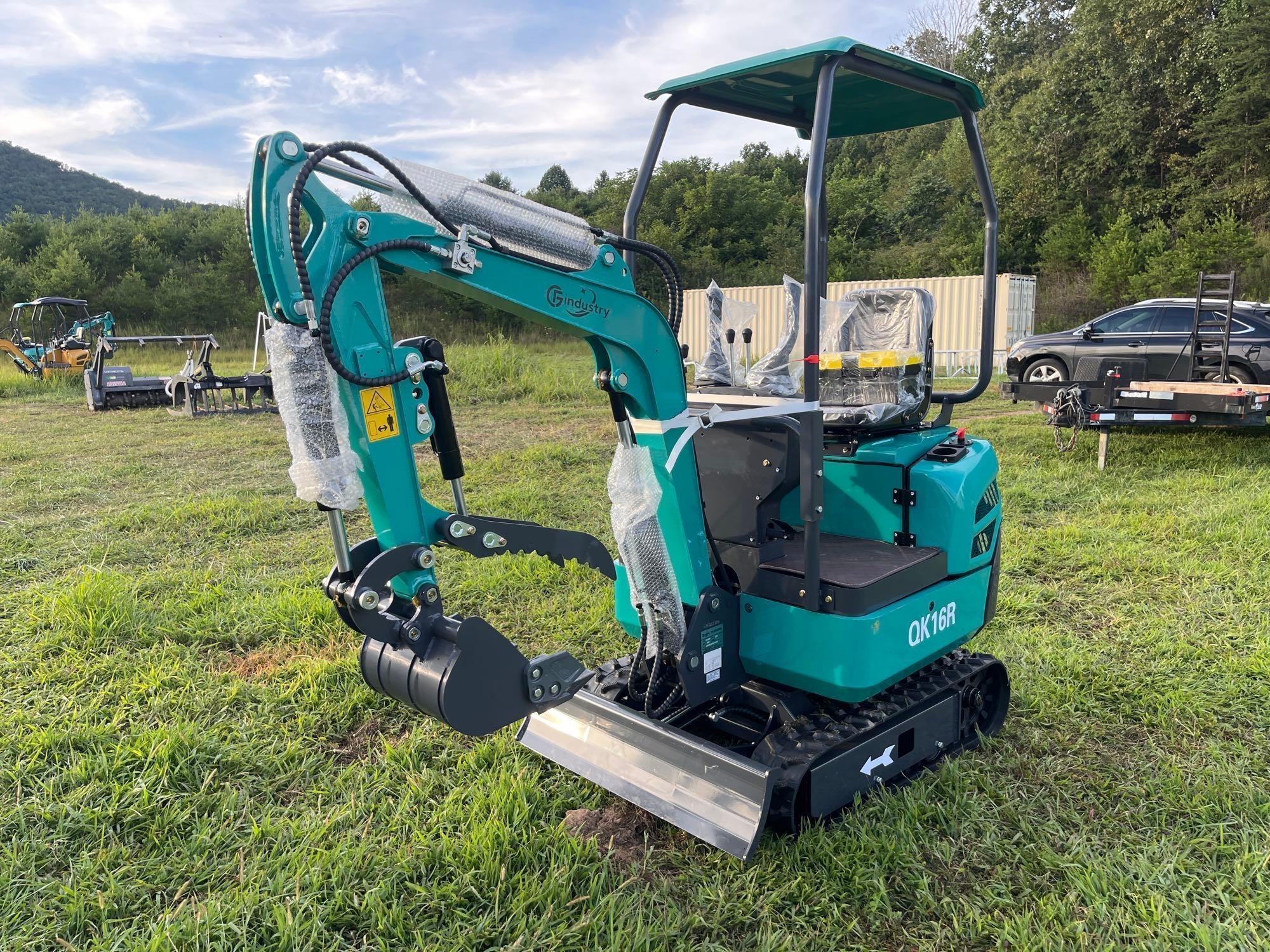 New/Unused CFG Industrial QK16R Mini Excavator (A51573)