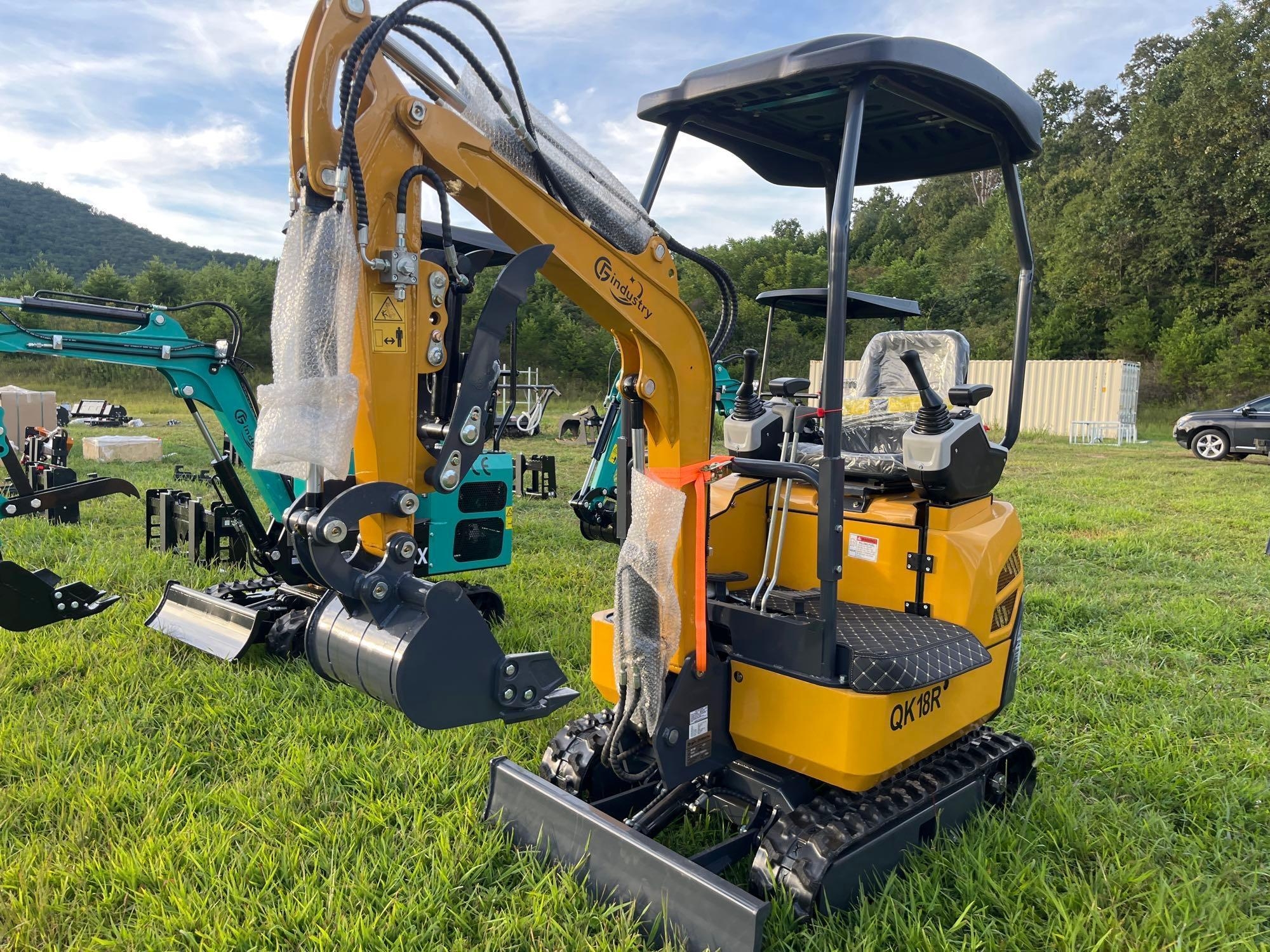 New/Unused CFG Industrial QK18R Mini Excavator (A51573)