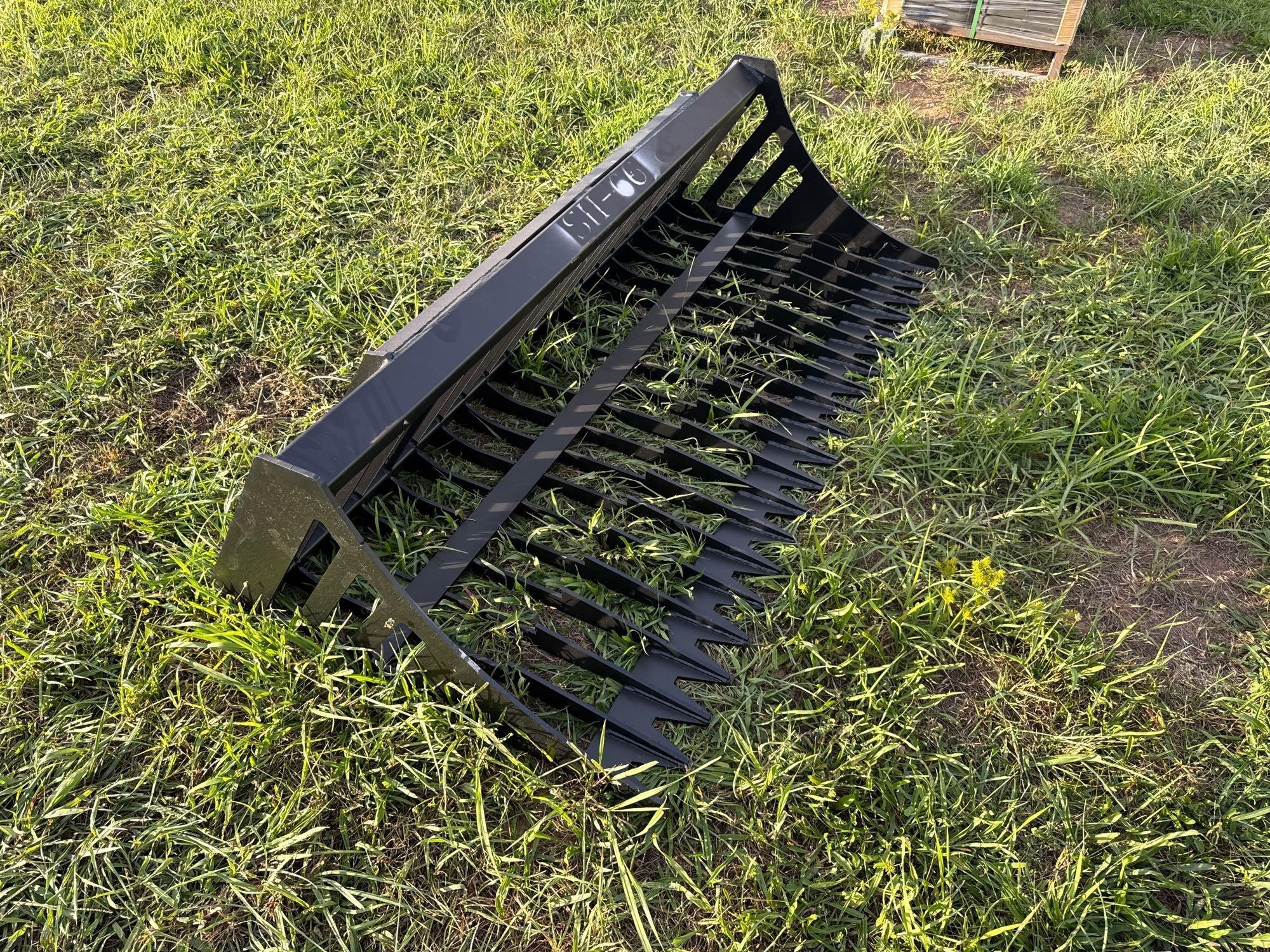 New/Unused 66in Quick Attach Rock Bucket (A51573)