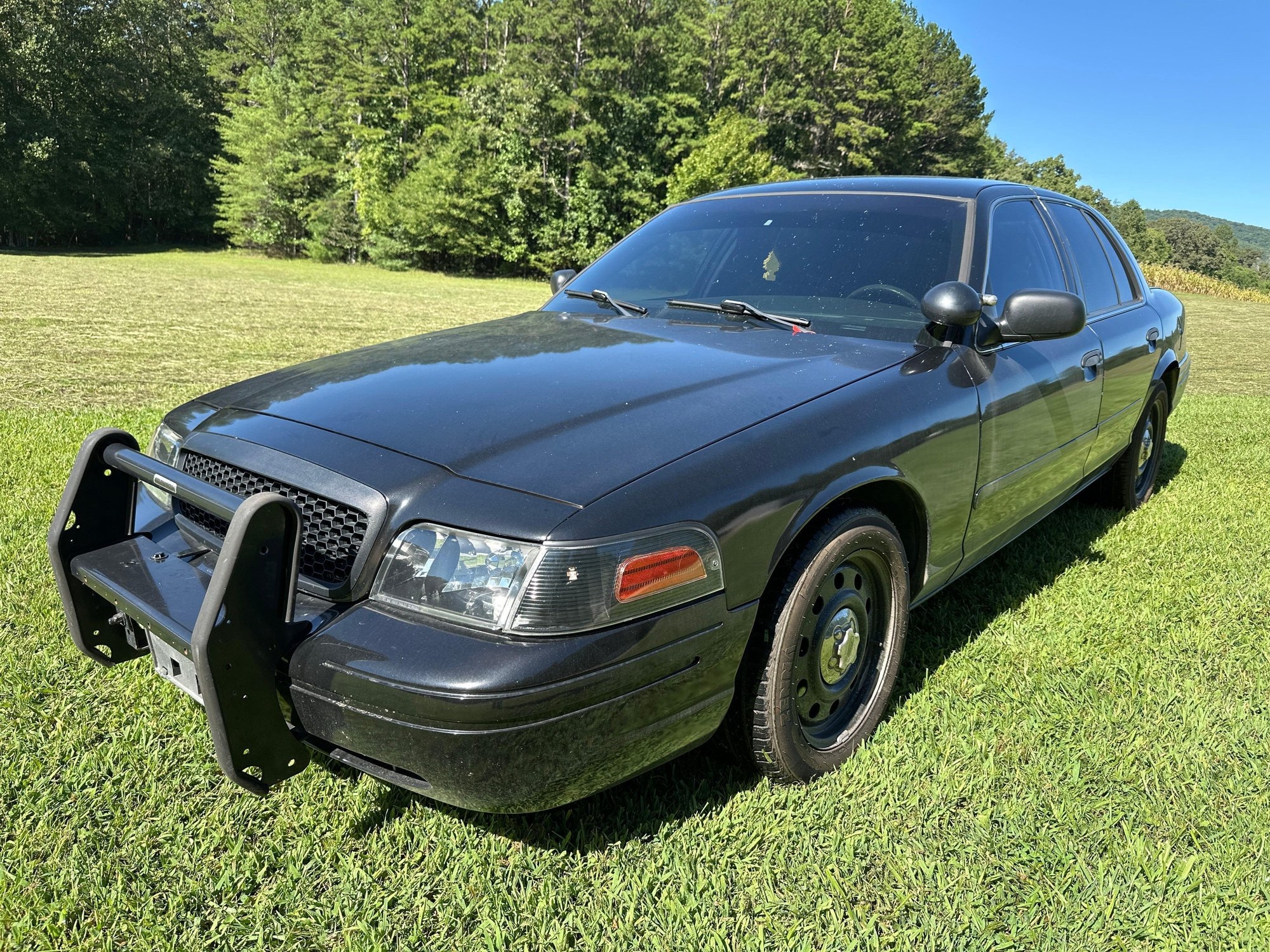 2007 Ford Crown Victoria Passenger Car, VIN # 2FAFP71W97X154872 (A51572)