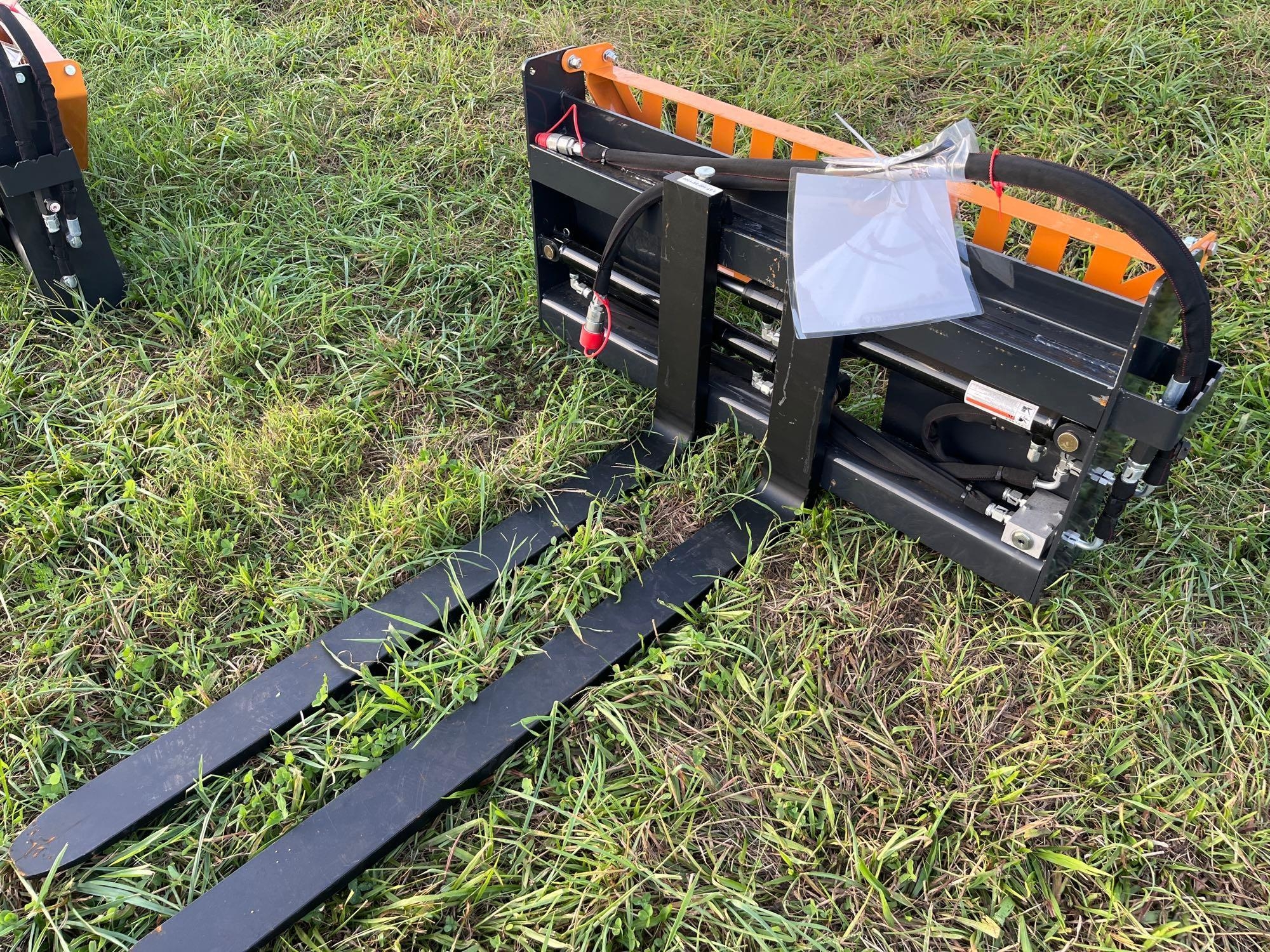 2025 New/Unused Wolverine Hydraulic Skid Steer Pallet Forks (A51573)