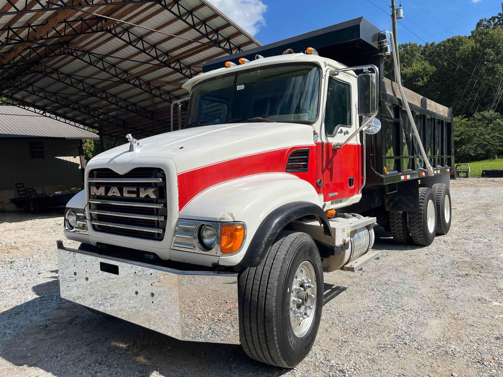 2006 Mack CV713 Granite Truck, VIN # 1M2AG11C36M039886 (A51572)