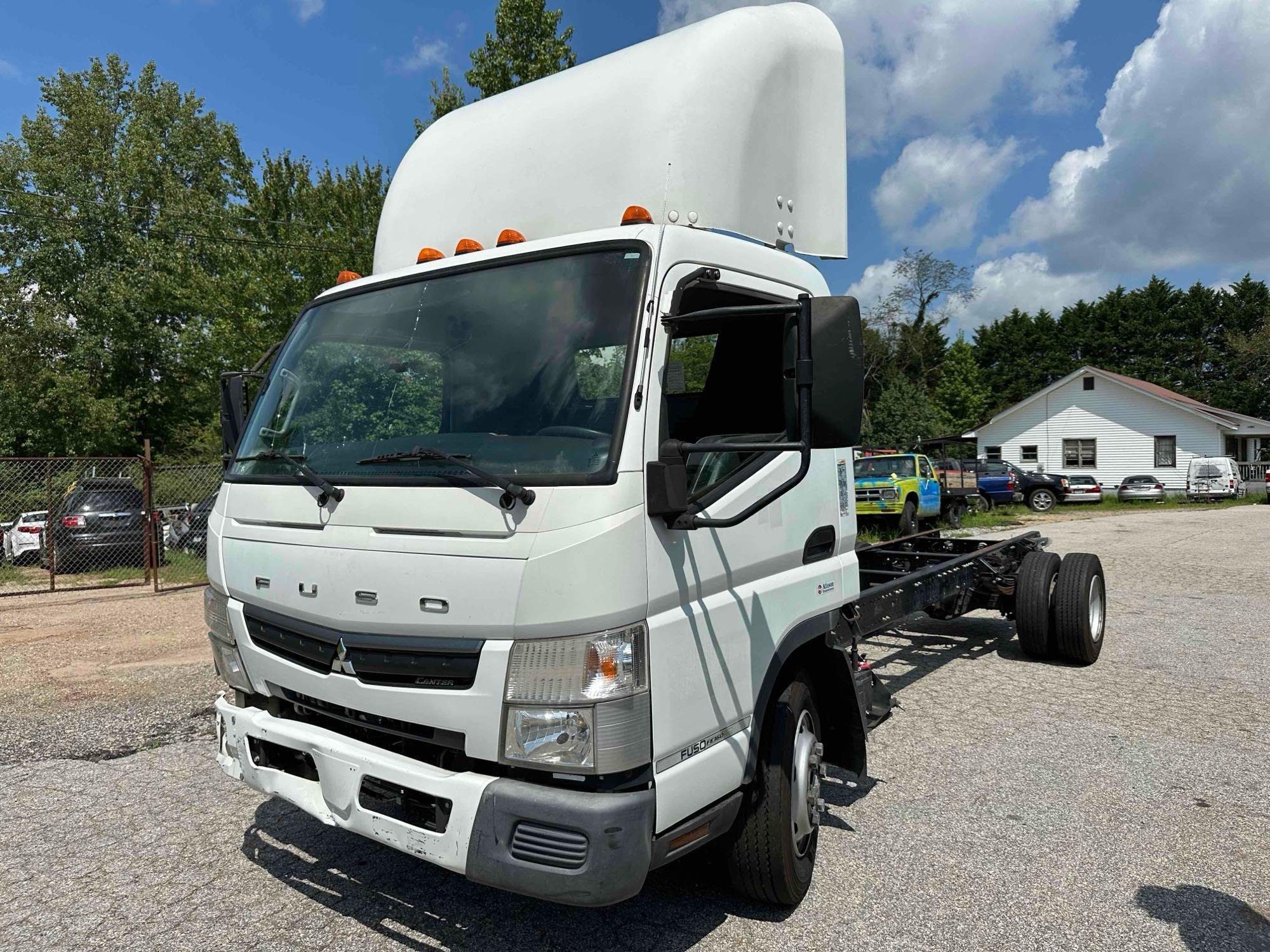 2020 Mitsubishi Fuso FEC7TS Cab and Chassis Truck, VIN # 4UZBVH115LGLFU342 (A51572)