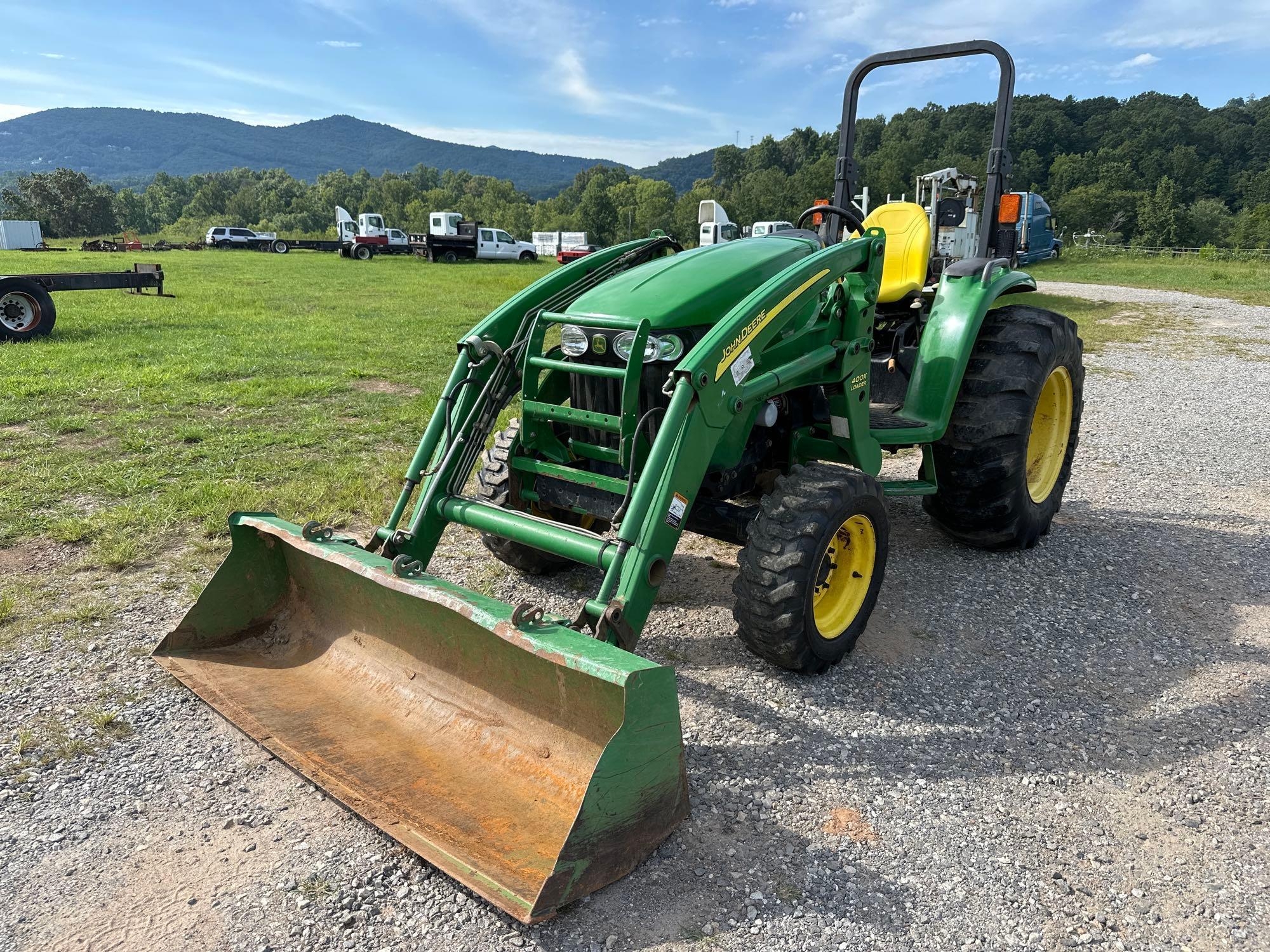 2006 John Deere 4120 Tractor (A51573)