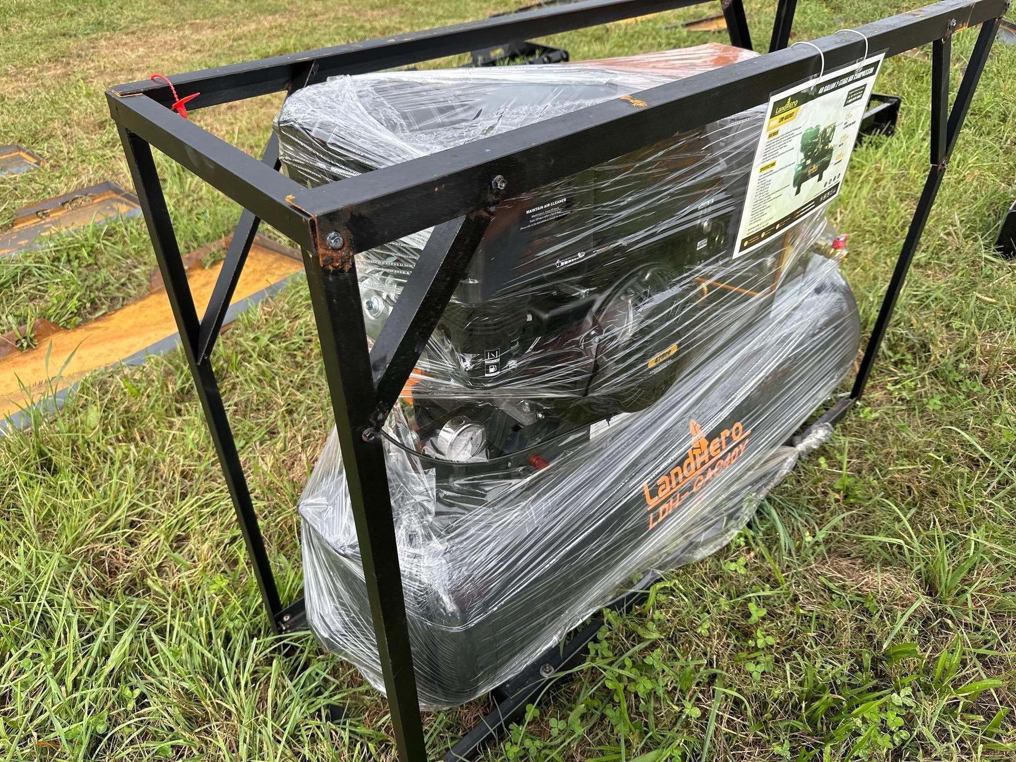 2025 New/Unused LandHero 40 Gallon 2-Stage Air Compressor (A51573)