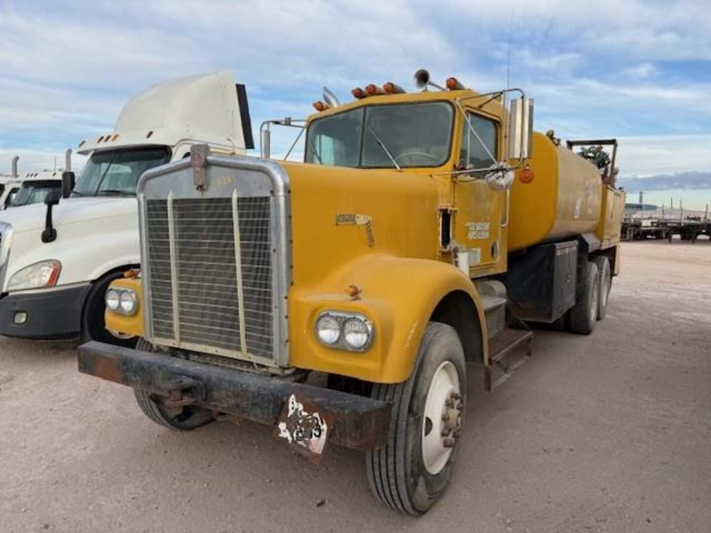 1979 KENWORTH TANK TRUCK (A58214)