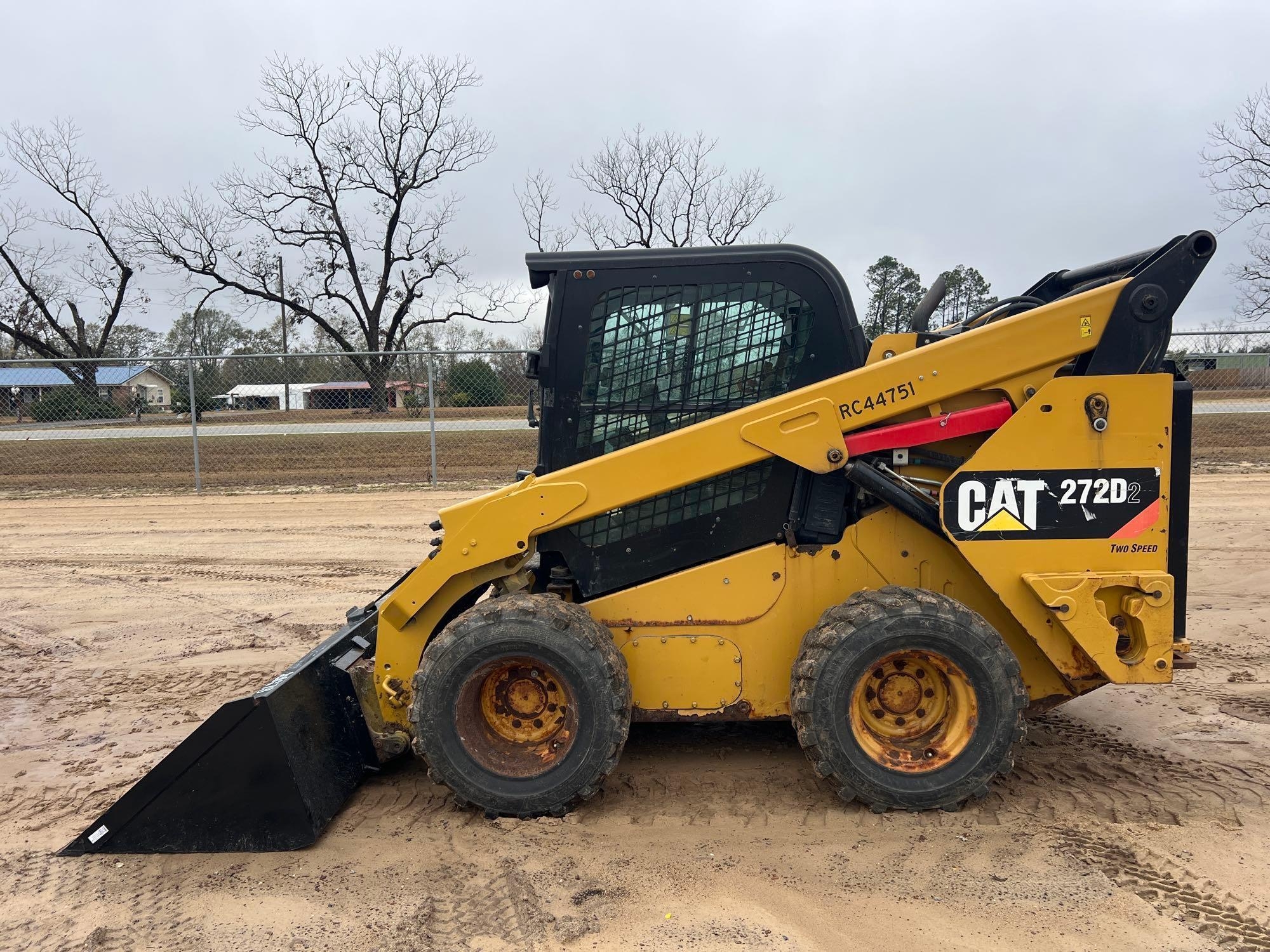 2015 CATERPILLAR 272D2 SKID STEER (A52709)