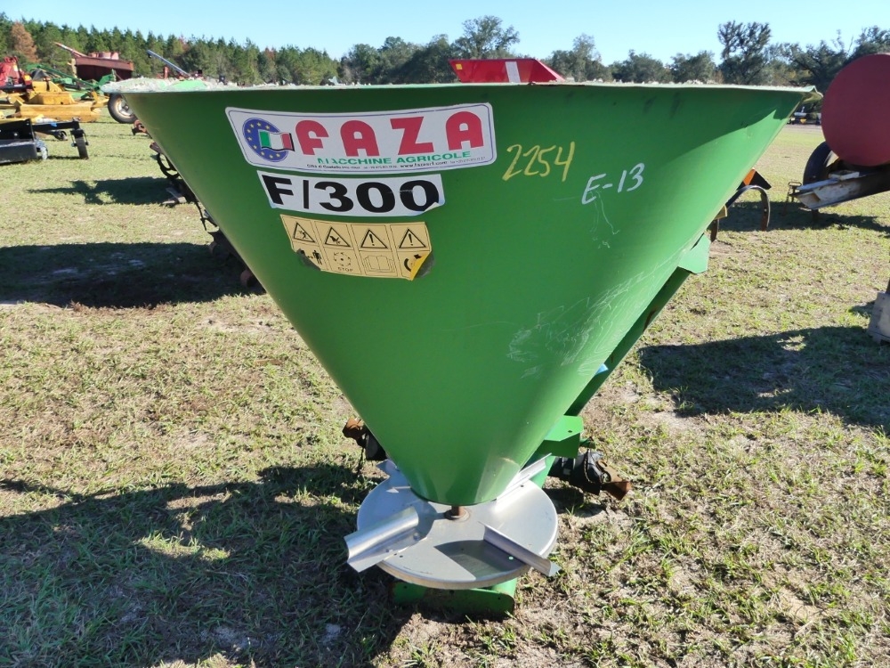 Faza F300 3pt Fertilizer Spreader (A56469)