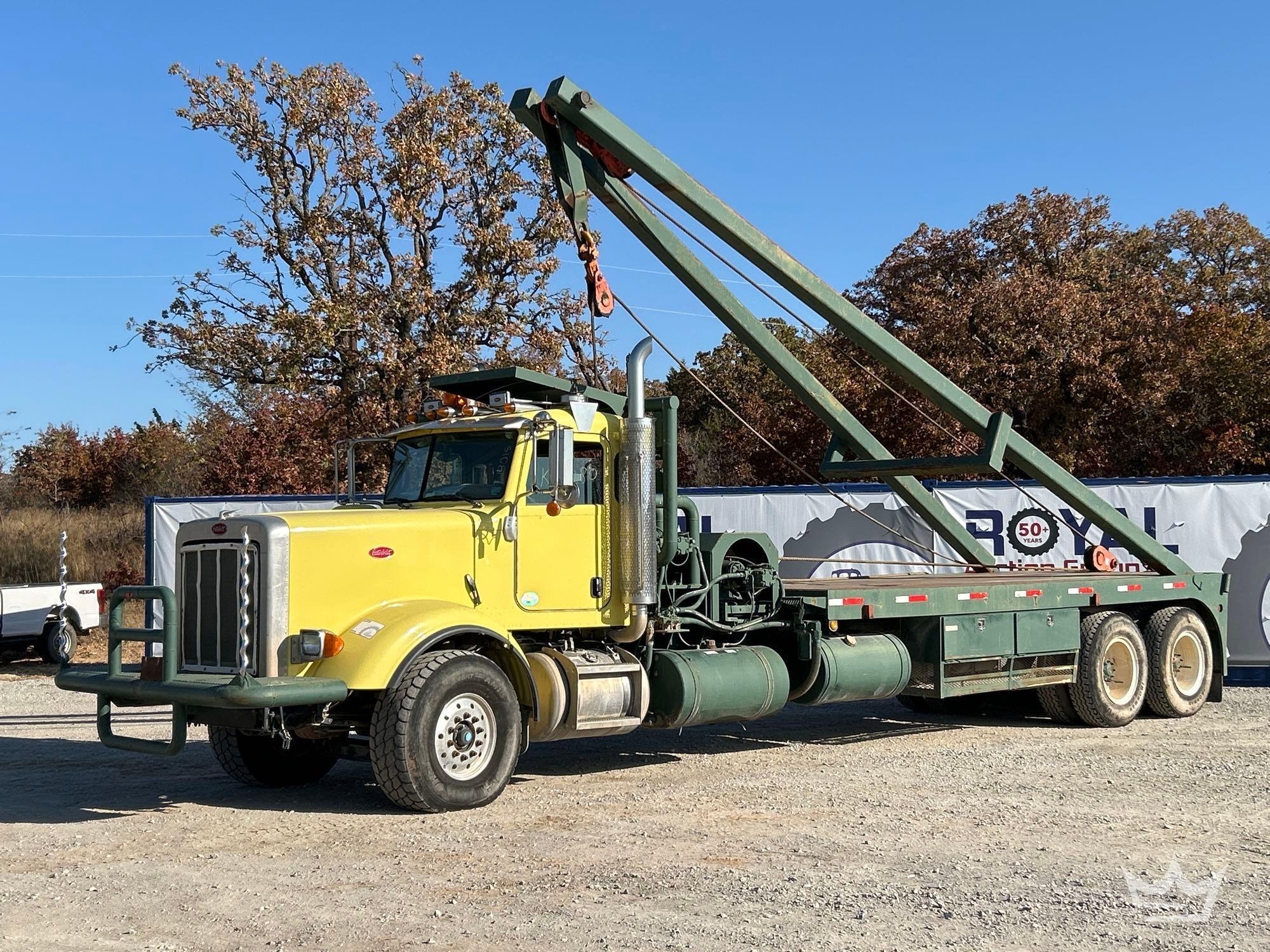 2013 Peterbilt 367 T/A A-Frame Gin Pole Truck (A55973)