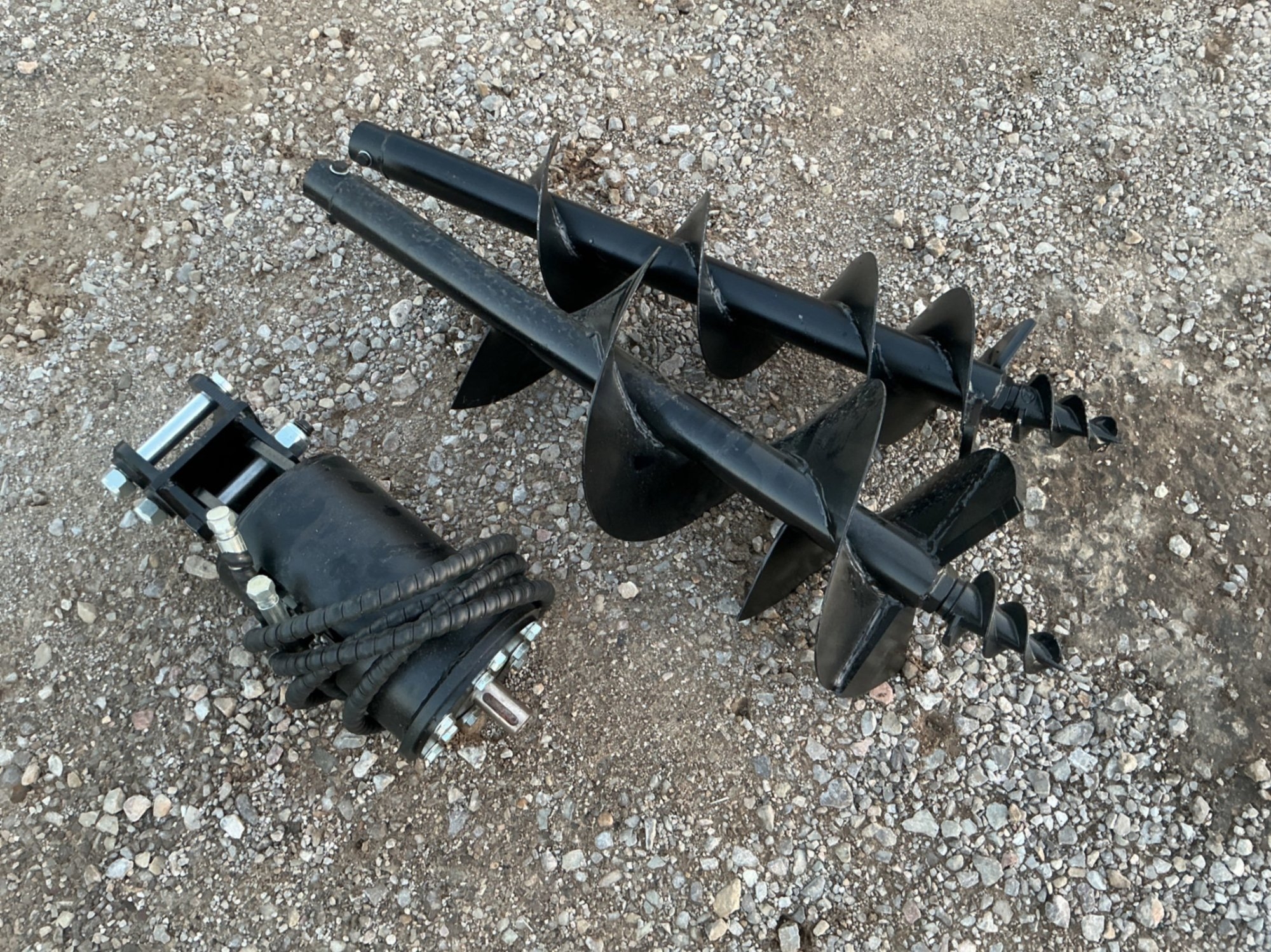 HYDRAULIC AUGER WITH 8 AND 12 INCH AUGER (A53843)