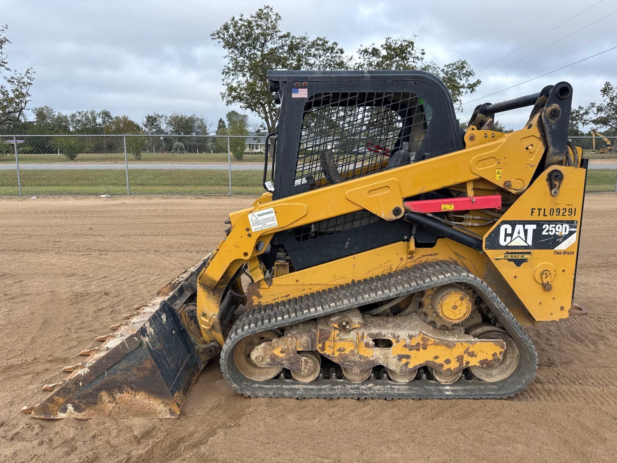 2016 CATERPILLAR 259D SKID STEER (A52705)