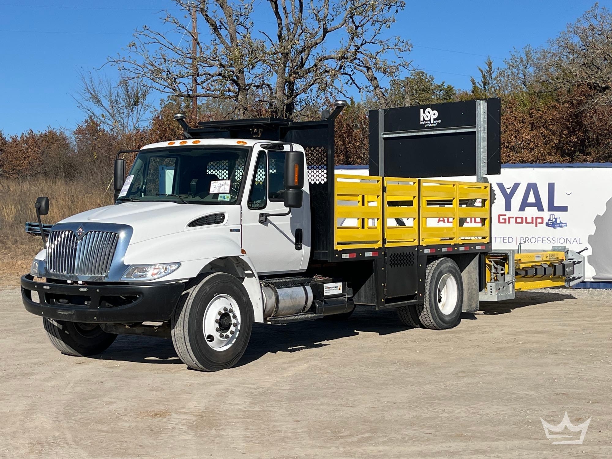 2010 International 4300 TMA Attenuator Truck (A55973)