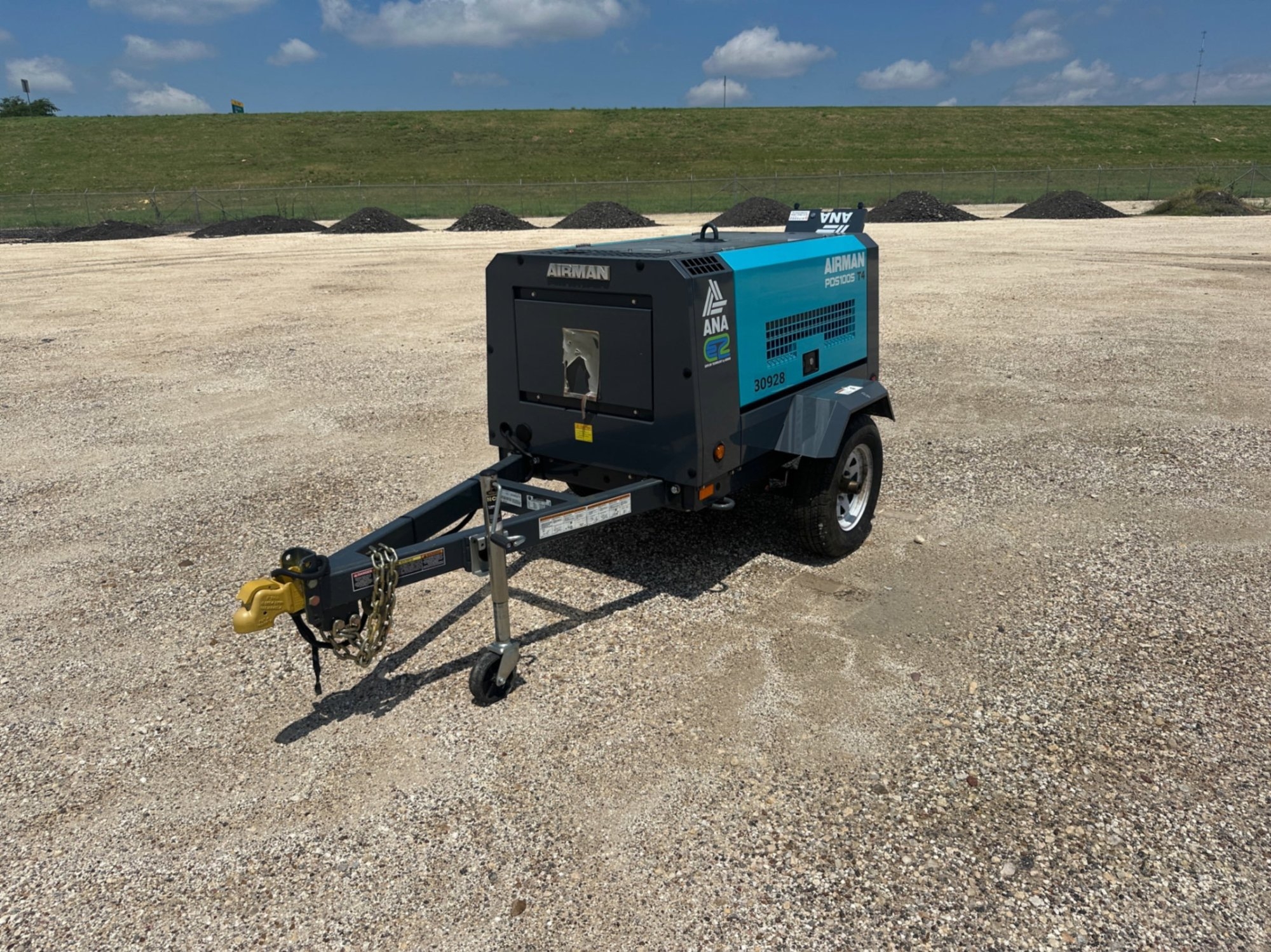 AIRMAN POS100S PORTABLE AIR COMPRESSOR (A52472)