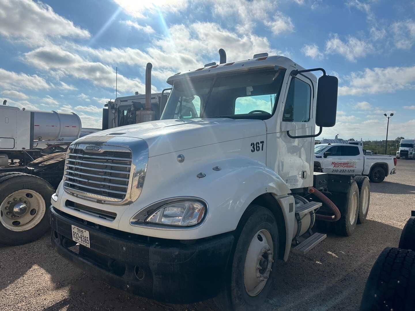 2007 FREIGHTLINER COLUMBIA 120 (A55745)