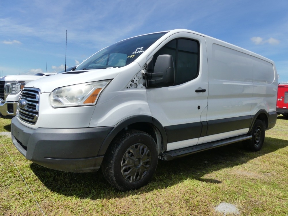 2018 Ford Transit 250 (A50120)