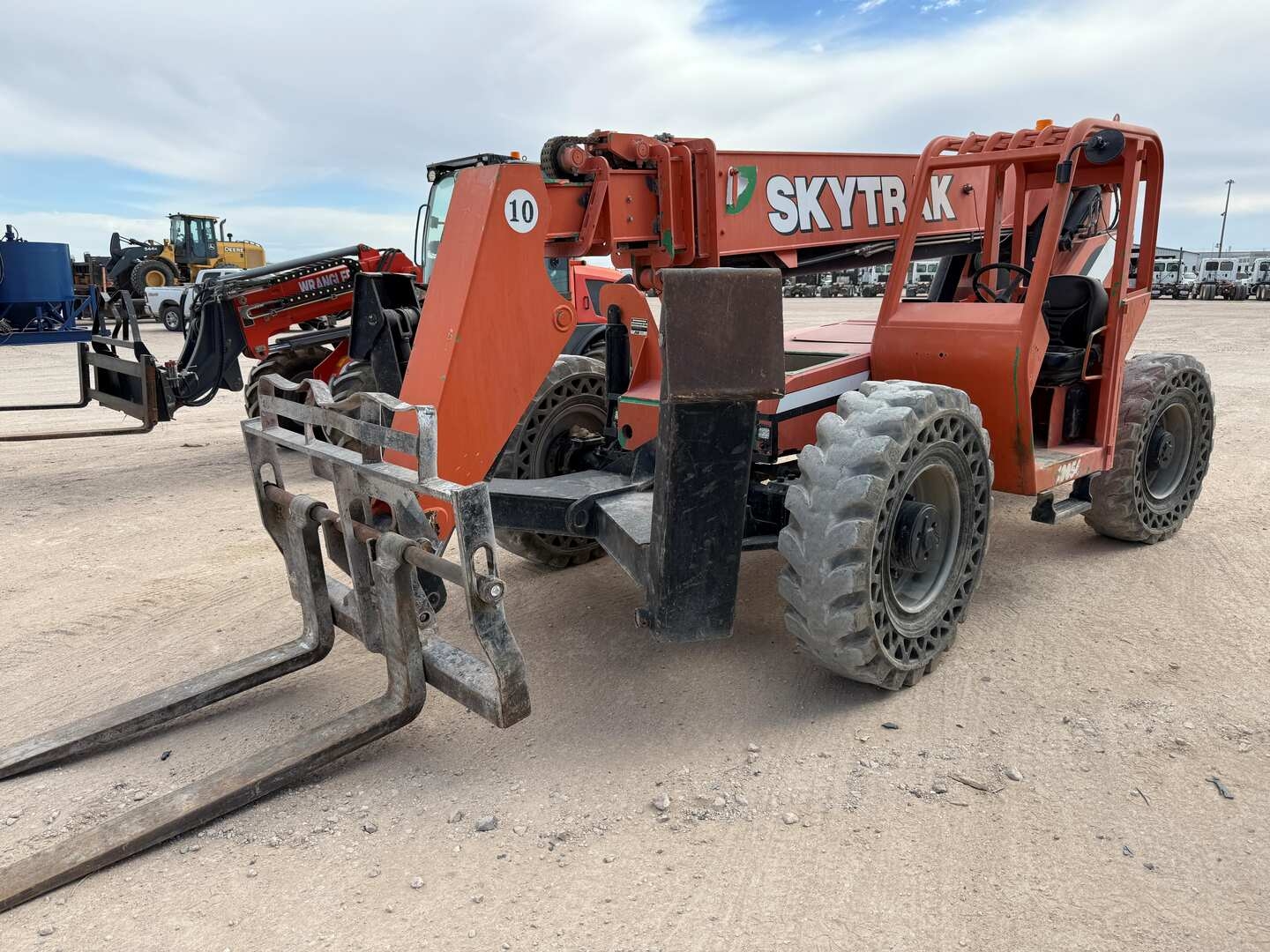 2014 SKYTRAK 10054 TELEHANDLER (A58216)