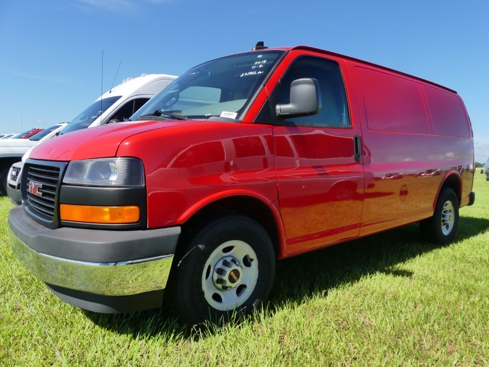 2018 GMC Savana (A50120)