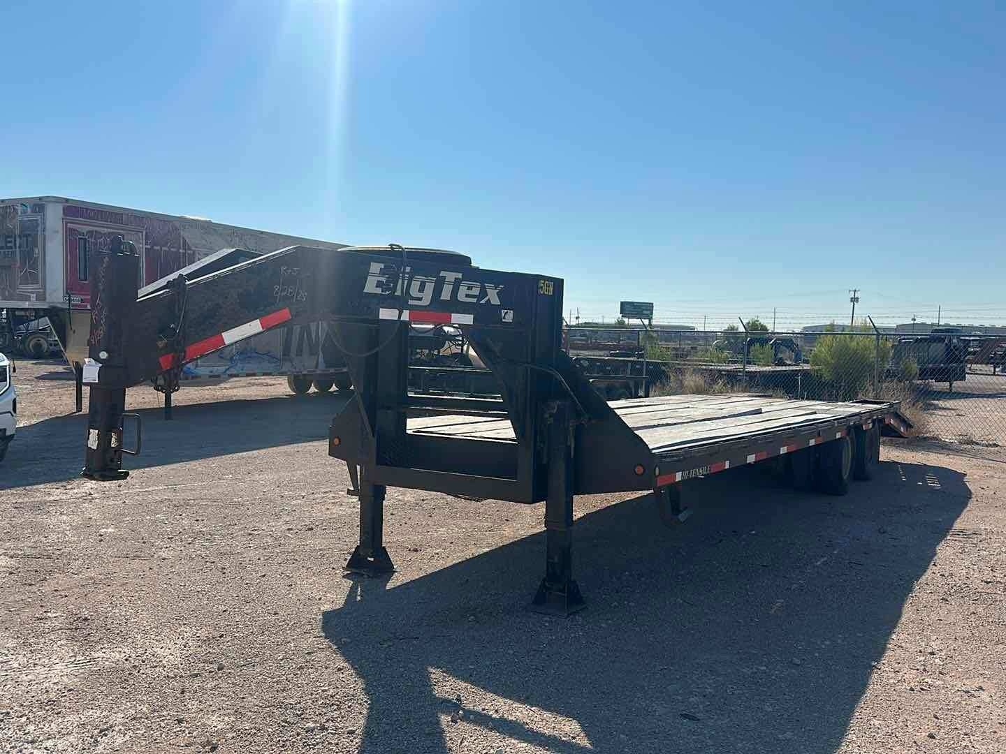2006 BIG TEX 25+5 GOOSENECK TRAILER (A52472)
